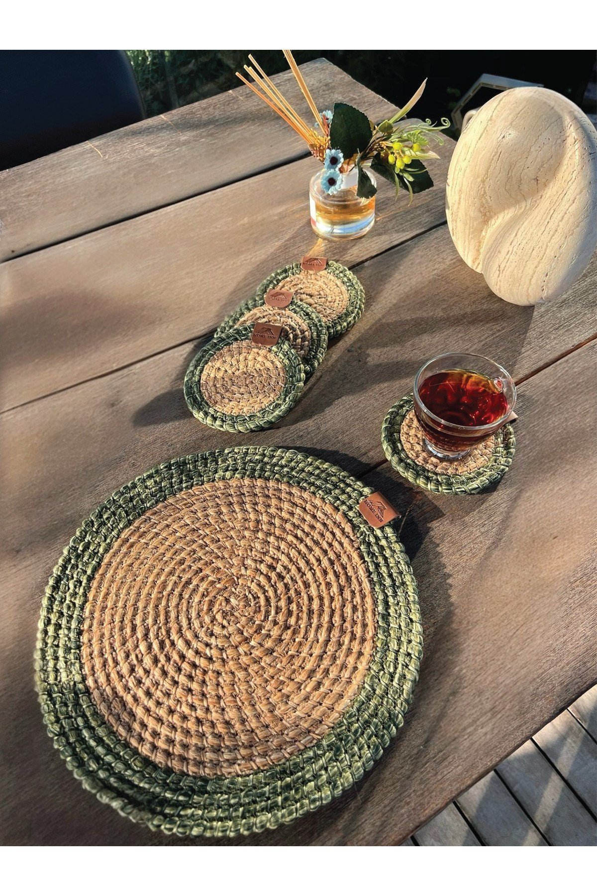 4 Adet Yuvarlak Kılfılı Bardak Altlığı- Leke Tutmaz- Naturel-Yeşil 13x13 cm