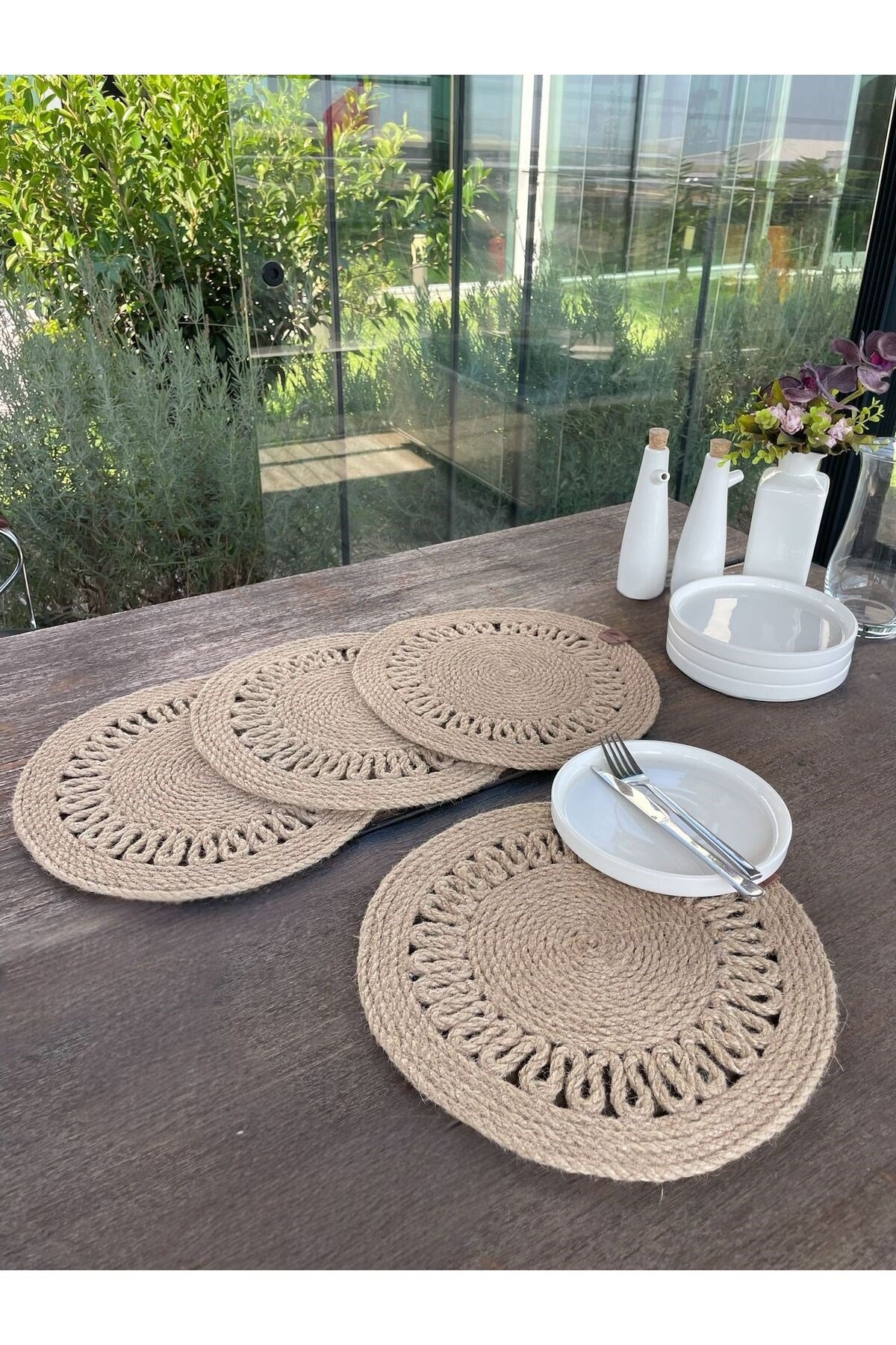 4 Kişilik Yuvarlak Amerikan Servis Özel Tasarım Jüt 33 x 33 cm