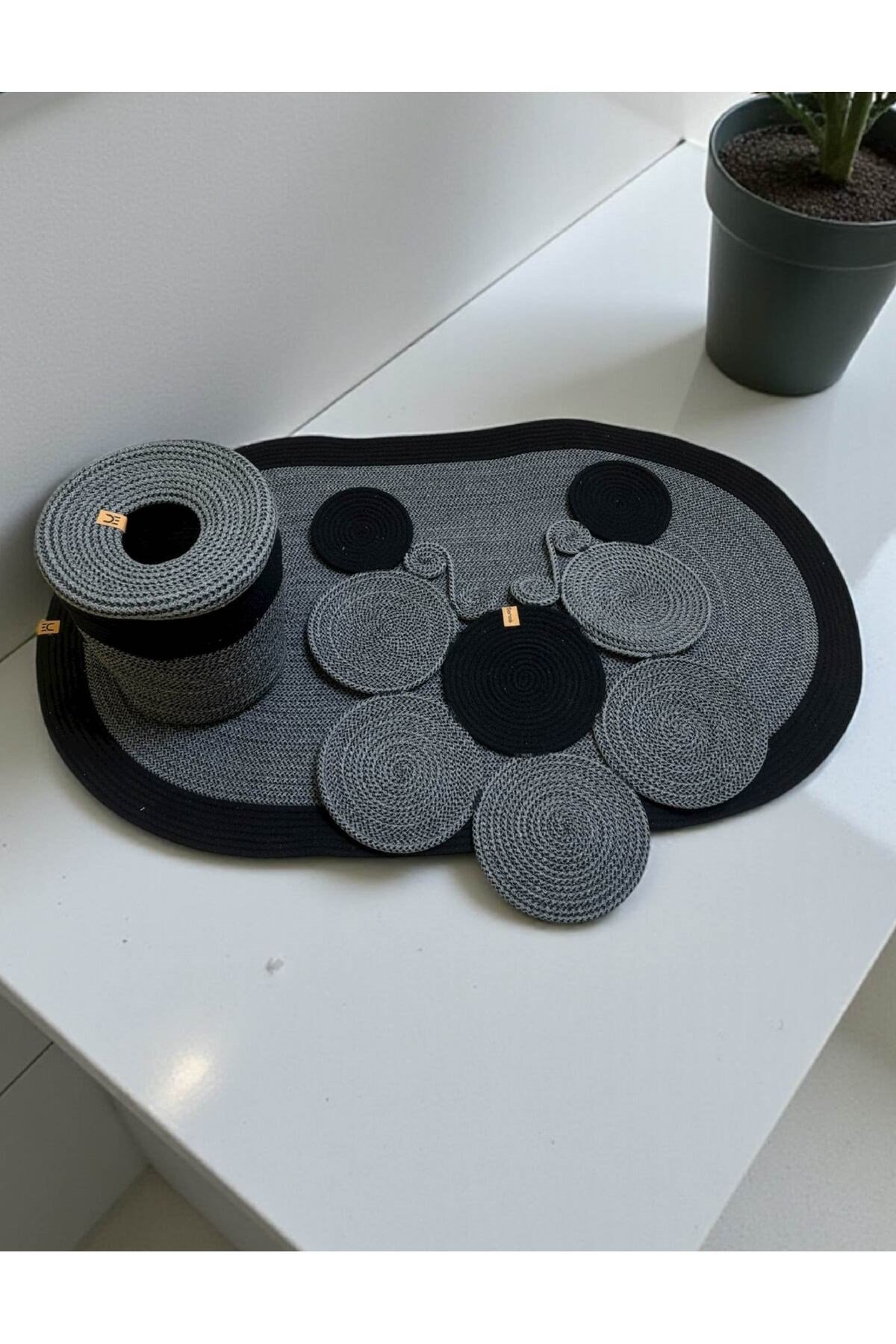 Banyo Seti 3'lü El Yapımı Örgü Paspas (60x100 cm) & Yuvarlak Çöp Kovası Seti | Leke Tutmaz