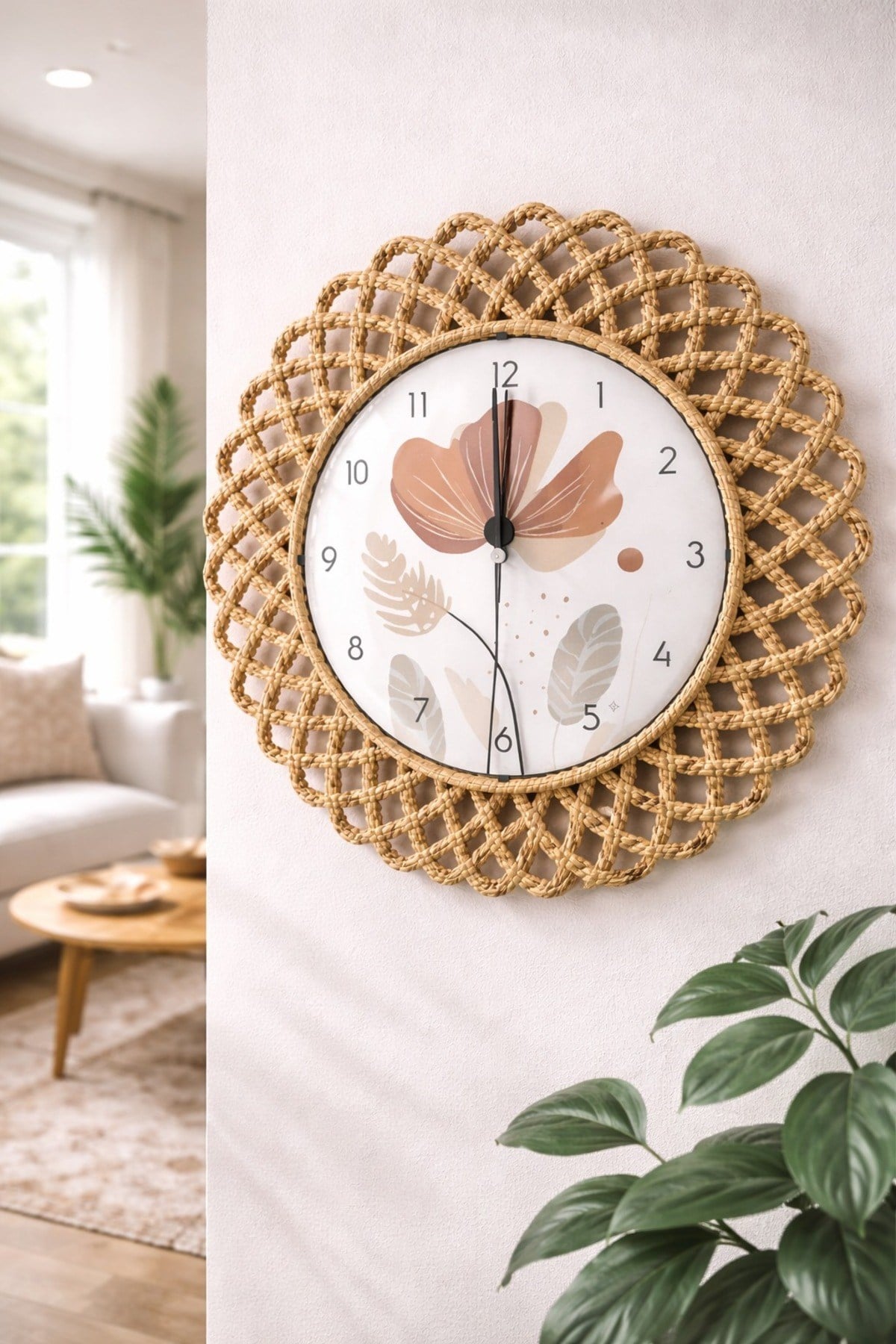 Bohem Hasır Çerçeveli Duvar Saati – Modern Görünümlü Dekoratif Salon Saati – 43 cm