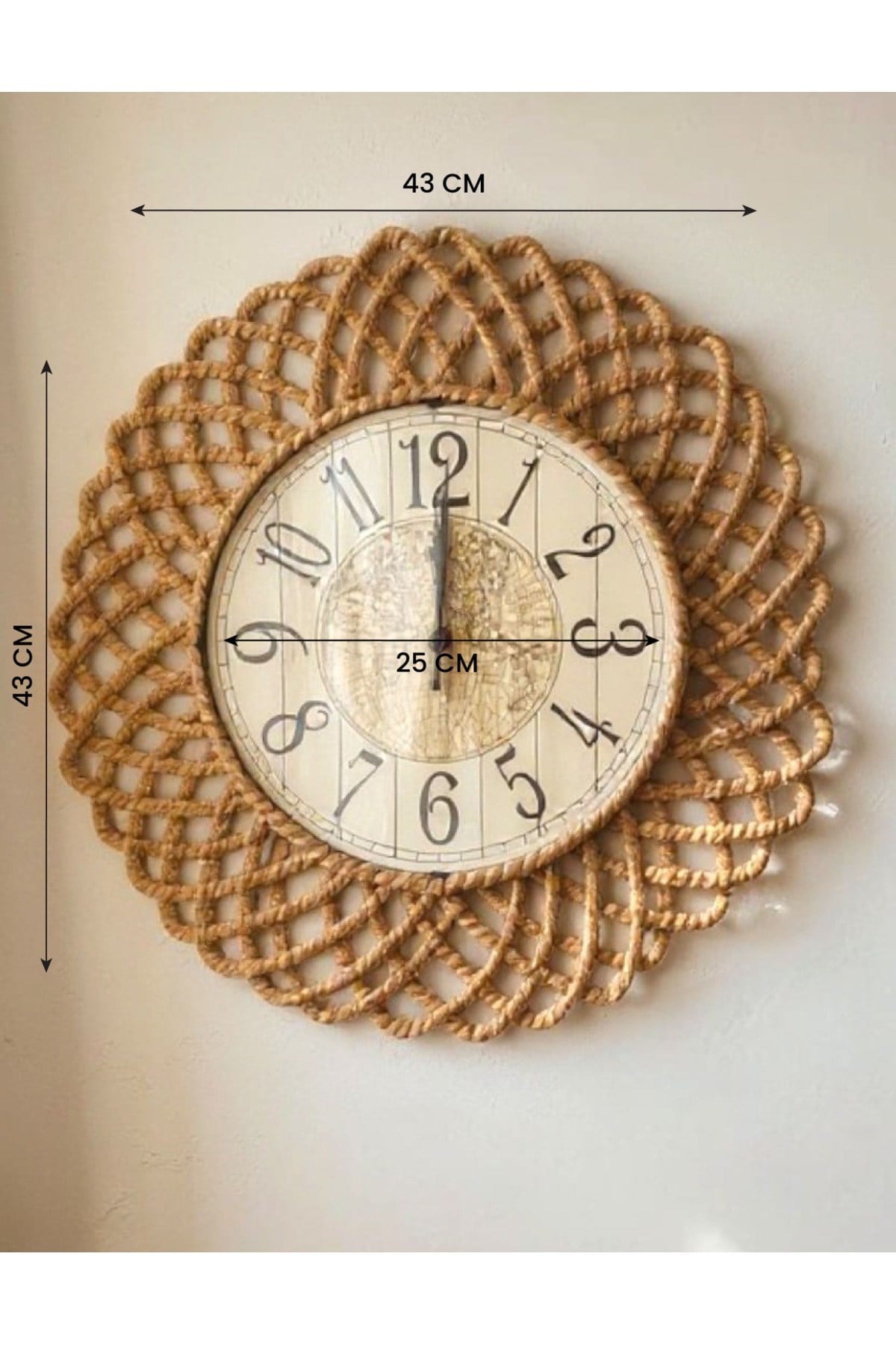 Bohem Hasır Görünümlü Duvar Saati – Modern Görünümlü Dekoratif Salon Saati – 43 cm