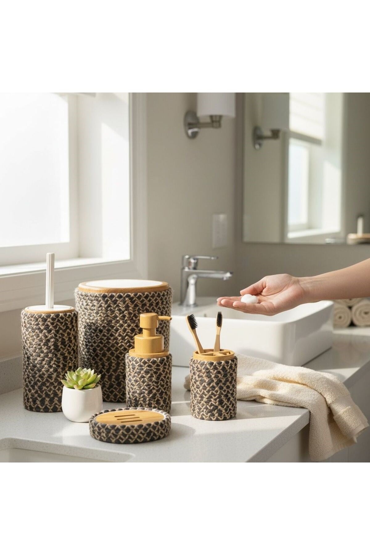 Doğal Dokulu Hasır Görünümlü 6 Parça Banyo Takımı – Zarif ve Modern