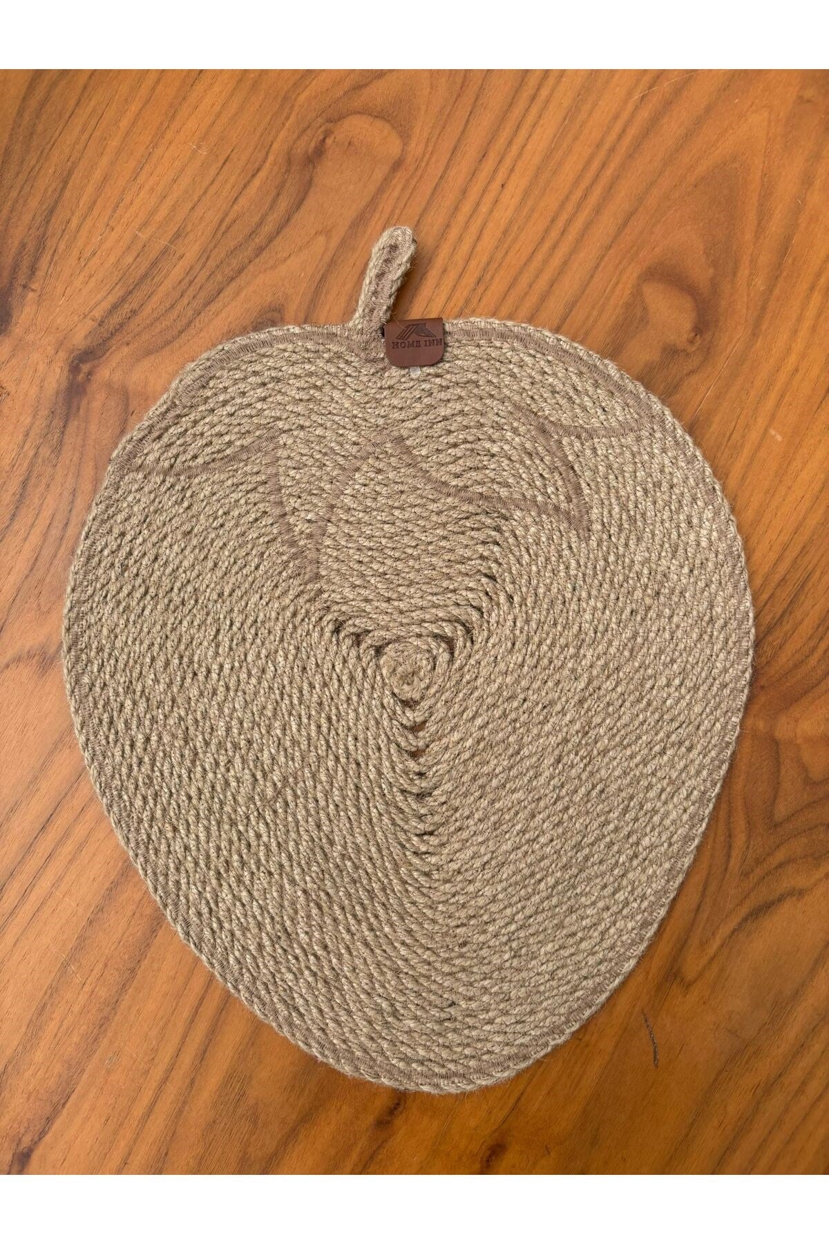 Doğal Jüt İp Çilek Şekilli Amerikan Servis - Supla 38x35 cm – Şık ve Rustik Dokunuş