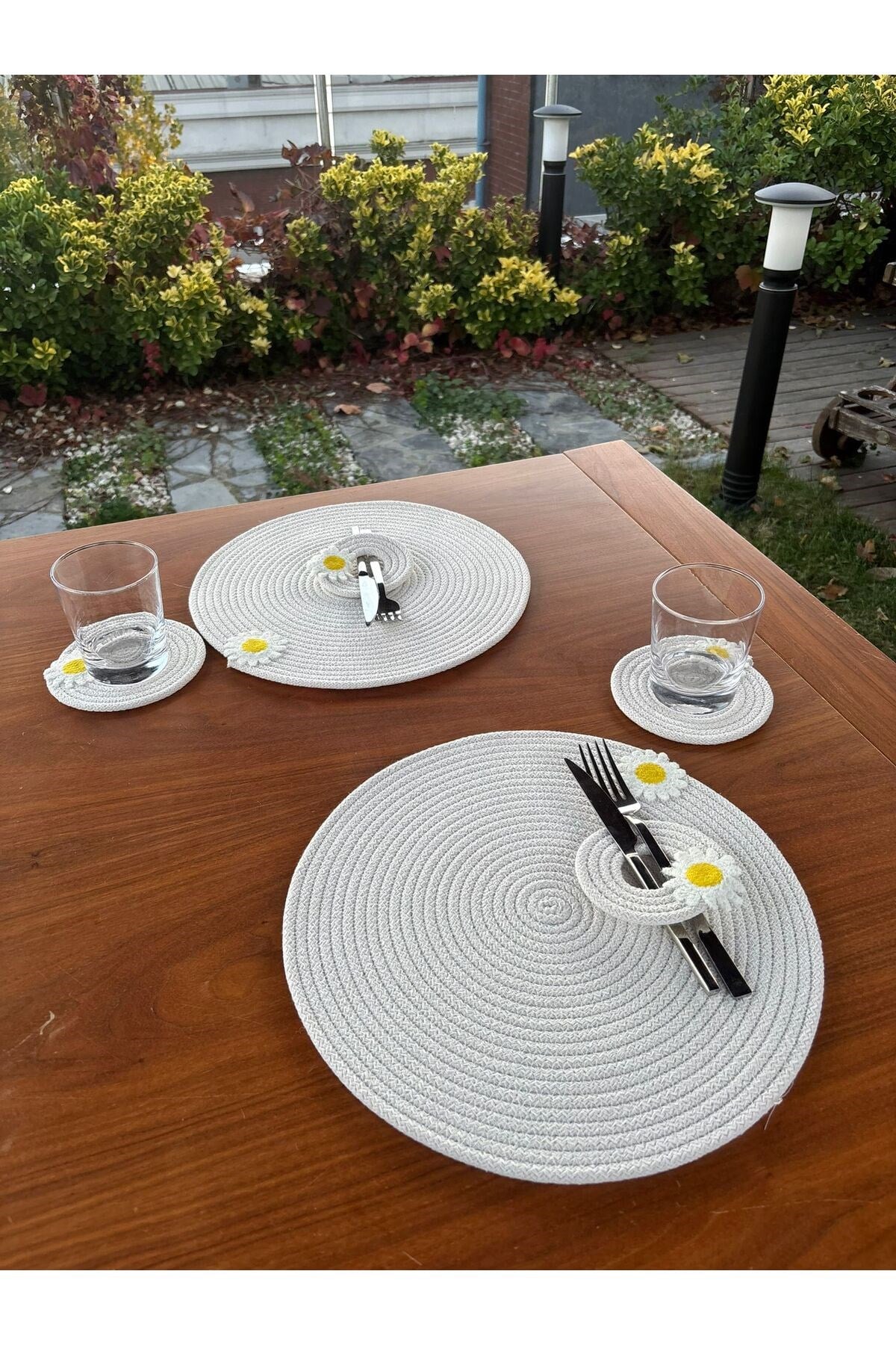 El Yapımı Papatya Detaylı Hasır Görünümlü 6 Parça Sunum & Supla Seti – Sofra Sunumu – Beyaz
