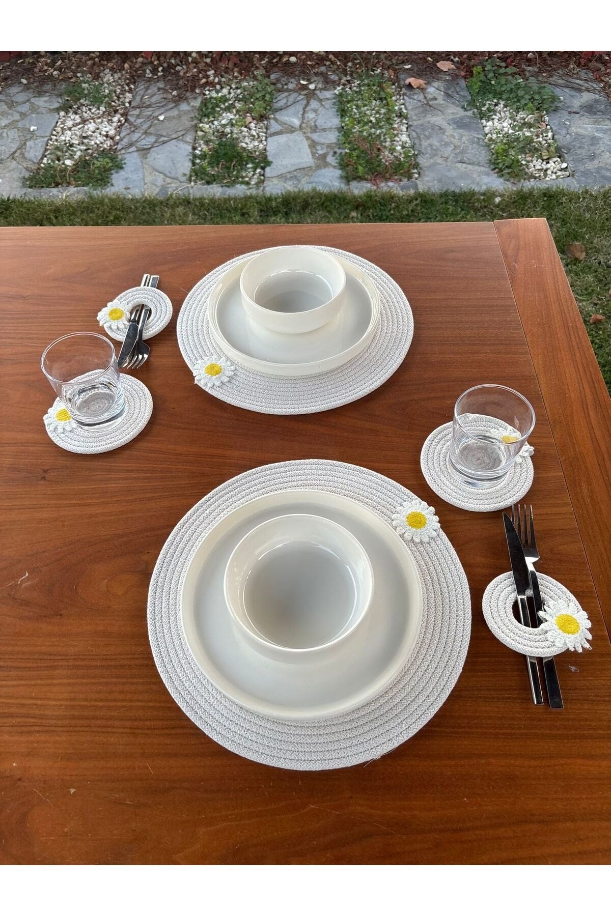 El Yapımı Papatya Detaylı Hasır Görünümlü 6 Parça Sunum & Supla Seti – Sofra Sunumu – Beyaz