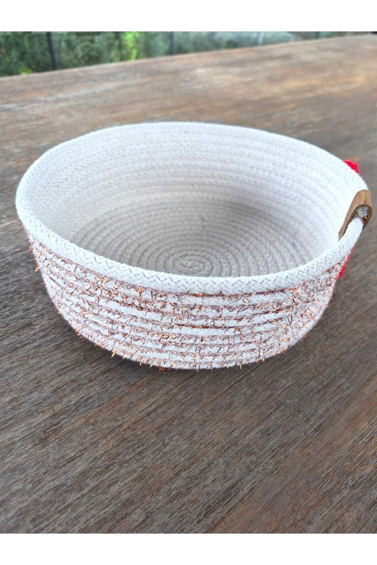 Kalp Detaylı Dekoratif Örgü Sepet | Çok Amaçlı Organizer | Şık Saklama Sepeti | 20x7 cm