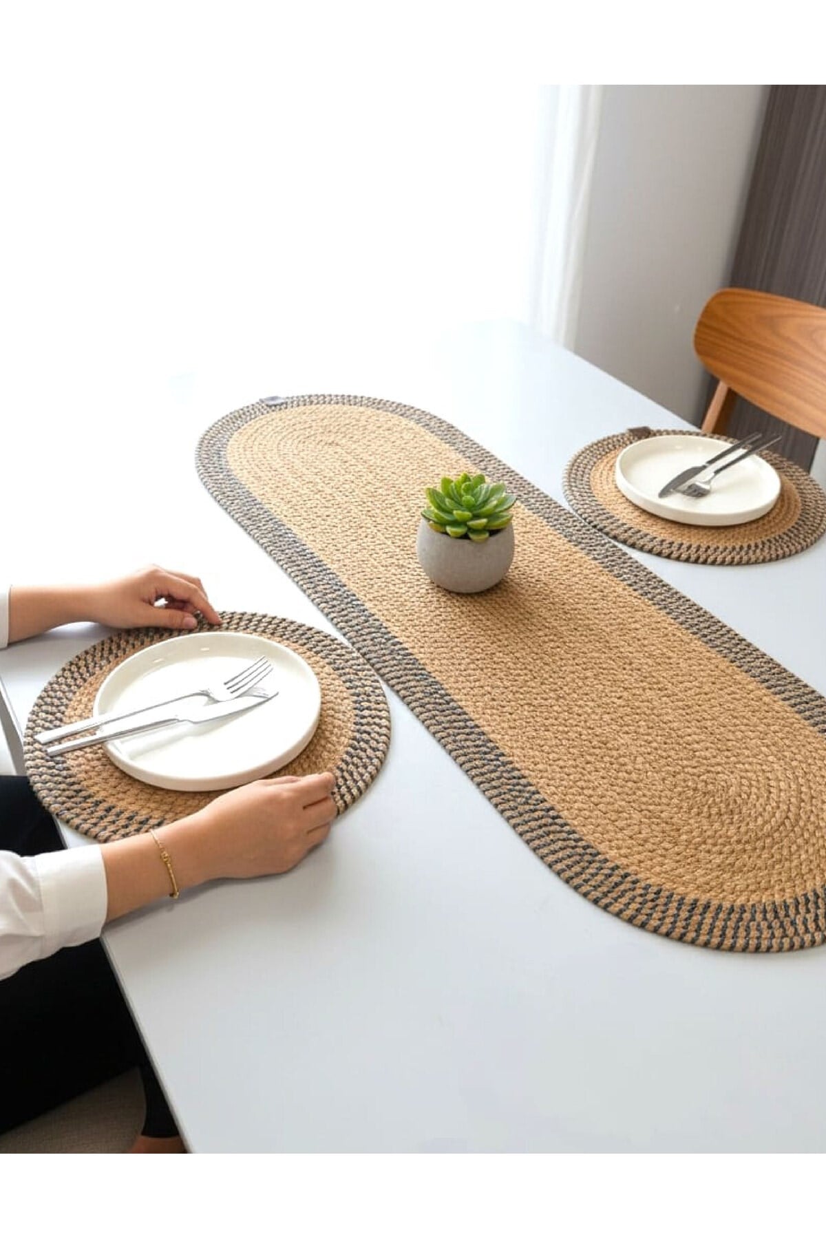Leke Tutmaz Örgü Sofra Seti 2 Supla 33 cm ve 1 Runner 35x100 cm Takım Modern Amerikan Servis
