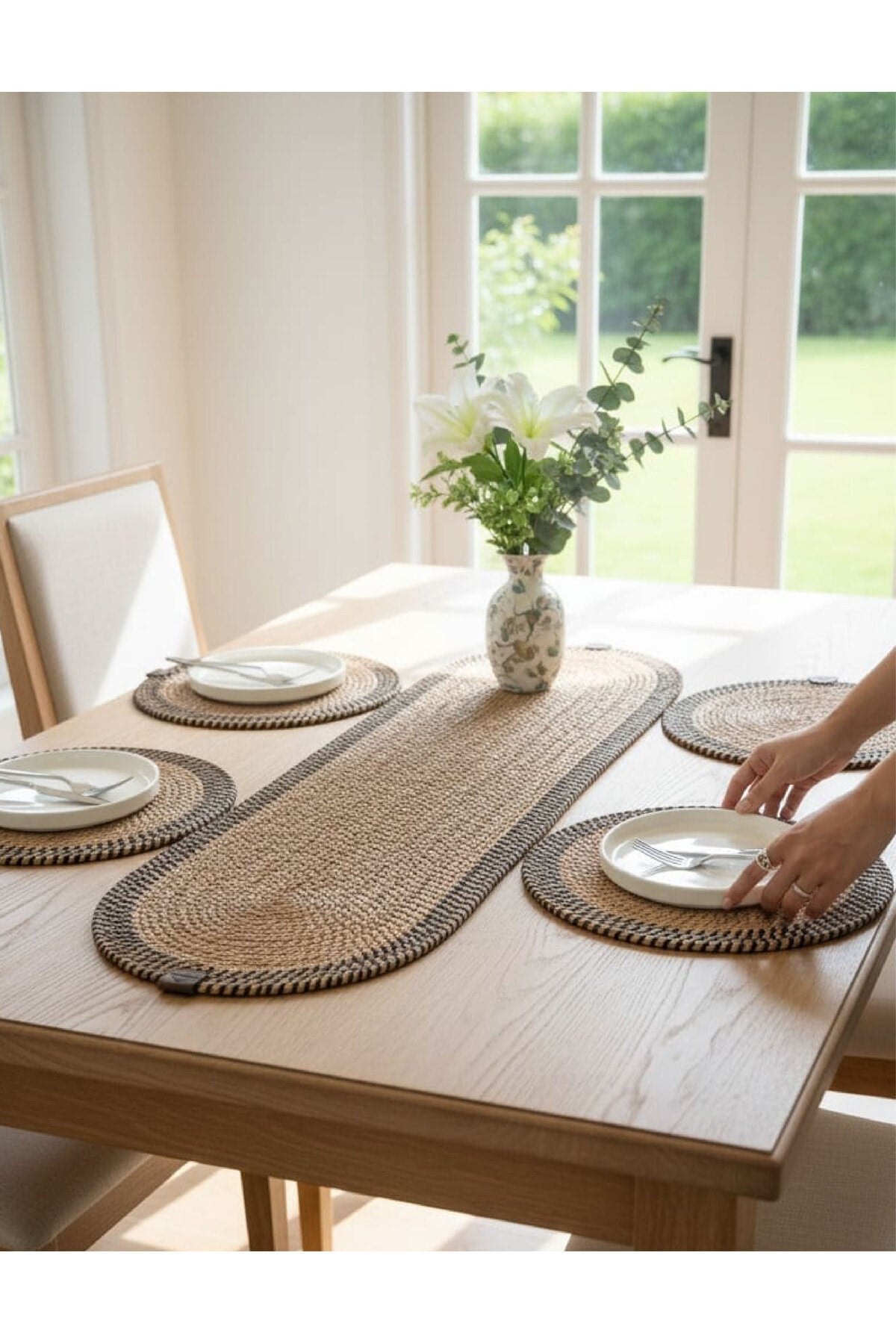Leke Tutmaz Örgü Sofra Seti 4 Supla 33 cm ve 1 Runner 35x100 cm Takım Modern Amerikan Servis