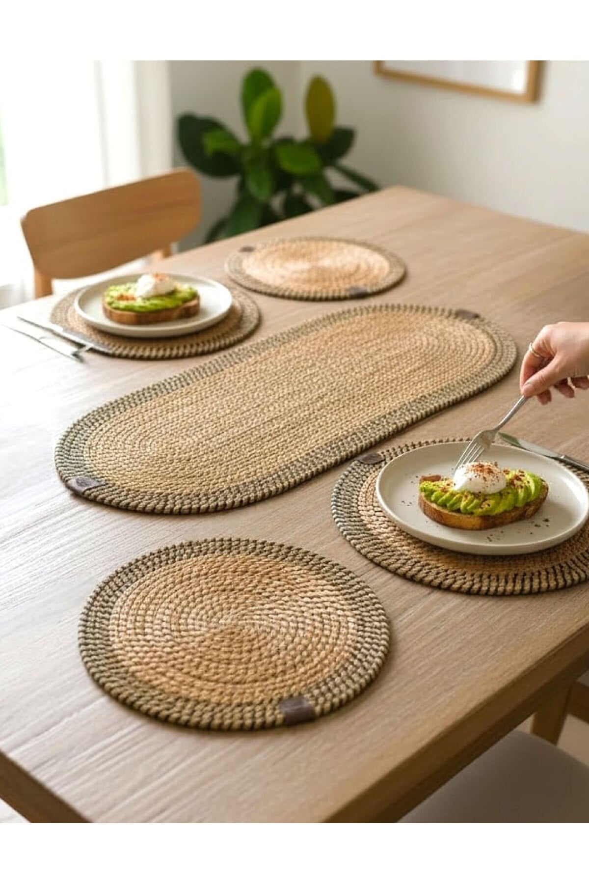 Leke Tutmaz Örgü Sofra Seti 4 Supla 33 cm ve 1 Runner 35x100 cm Takım Modern Amerikan Servis
