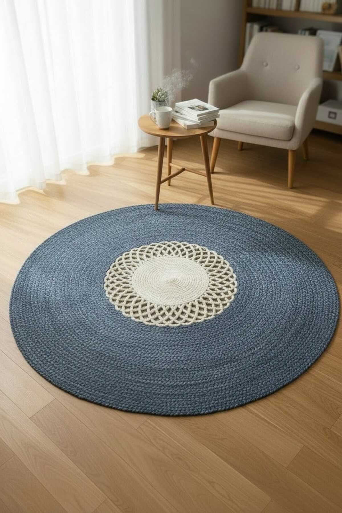 Modern Yuvarlak Halı – Örgü Dokulu Mavi & Krem Desenli Dekoratif Kilim | Bohem Minimal Salon Halısı