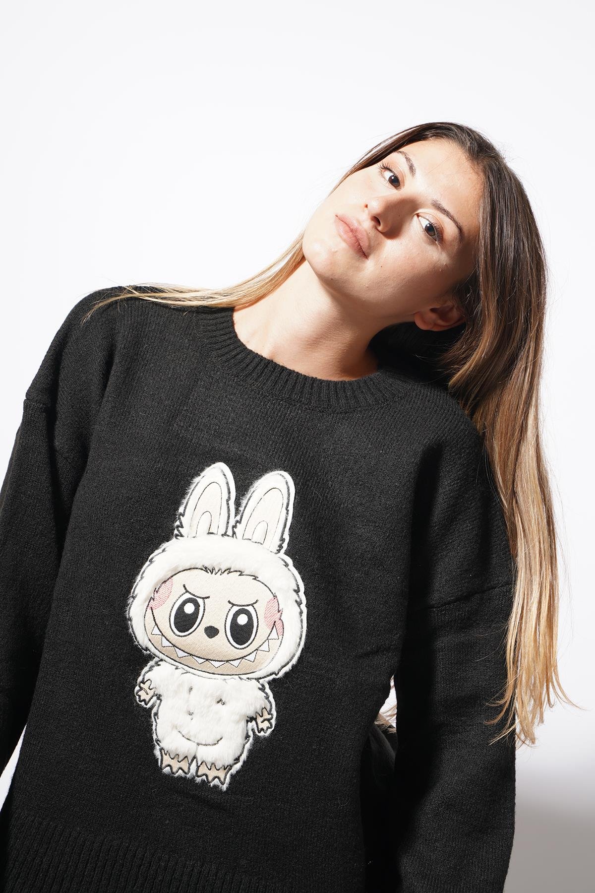 Bunny Labubu Detaylı Triko Kazak Siyah