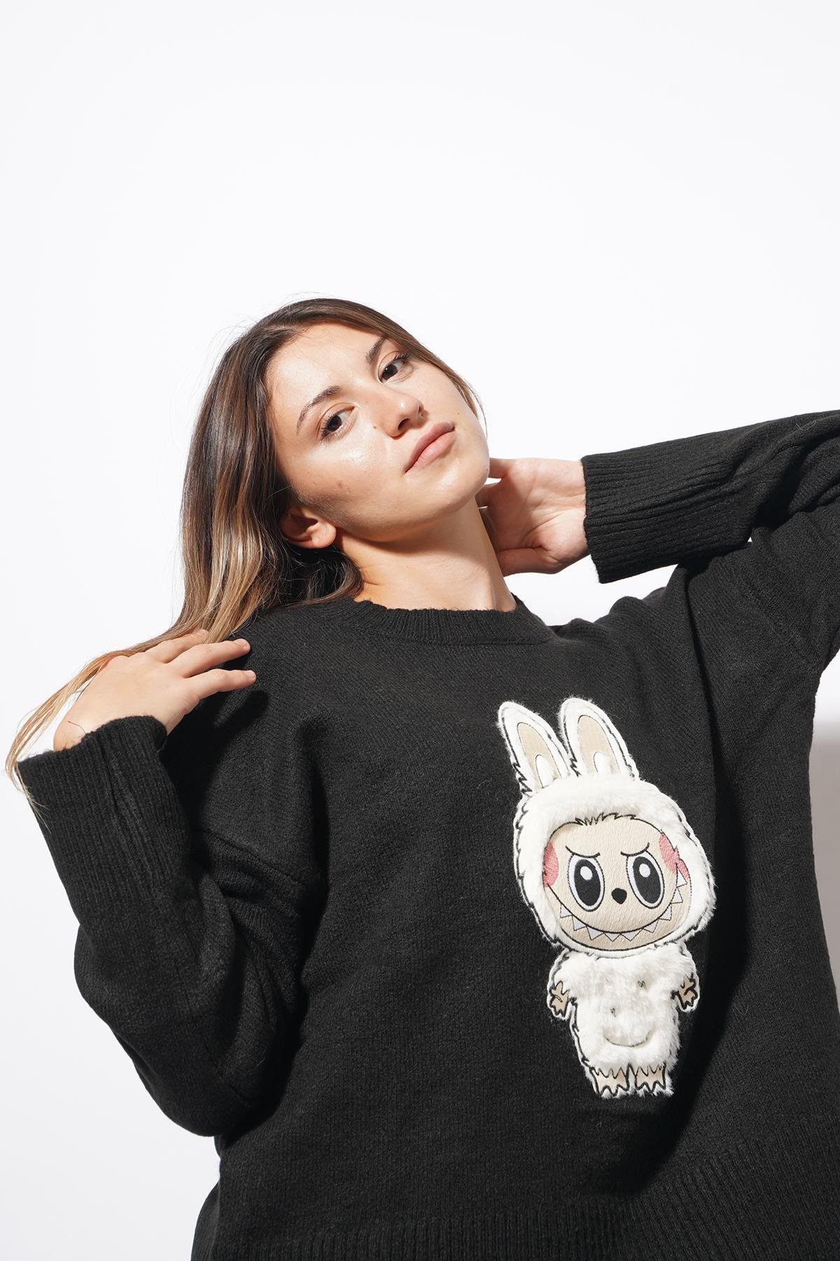Bunny Labubu Detaylı Triko Kazak Siyah