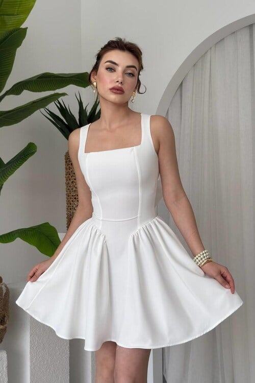 Dresna Fiyonk Detaylı Elbise Beyaz