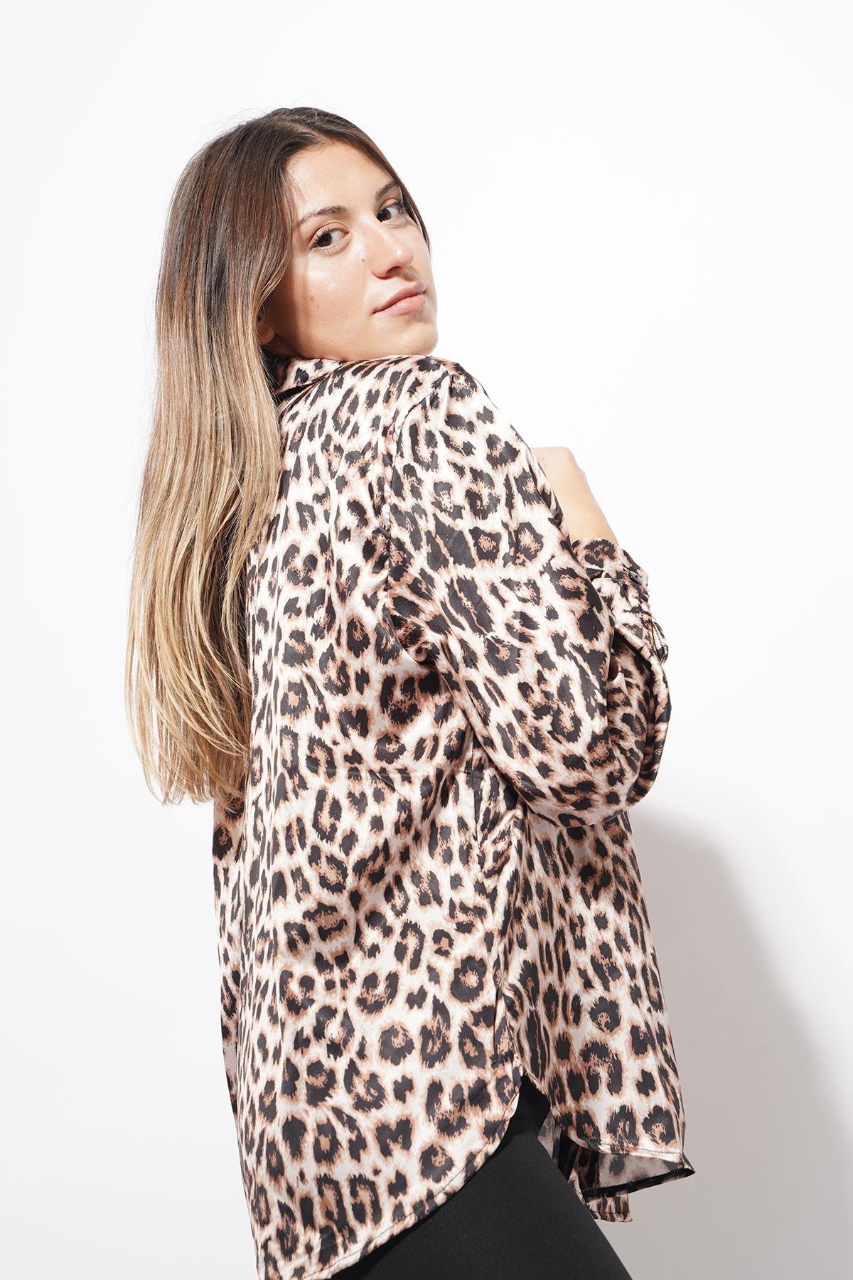 Salesra Leopar Detalı Kadın Gömlek Leopar