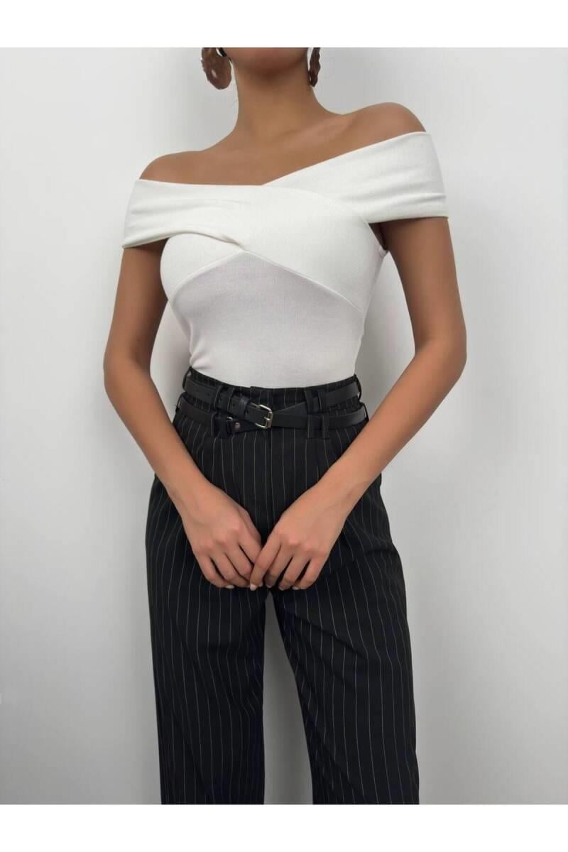 Sparrow Yüksek Kalite Kadın Çapraz Kayık Yaka Bodysuit Ekru