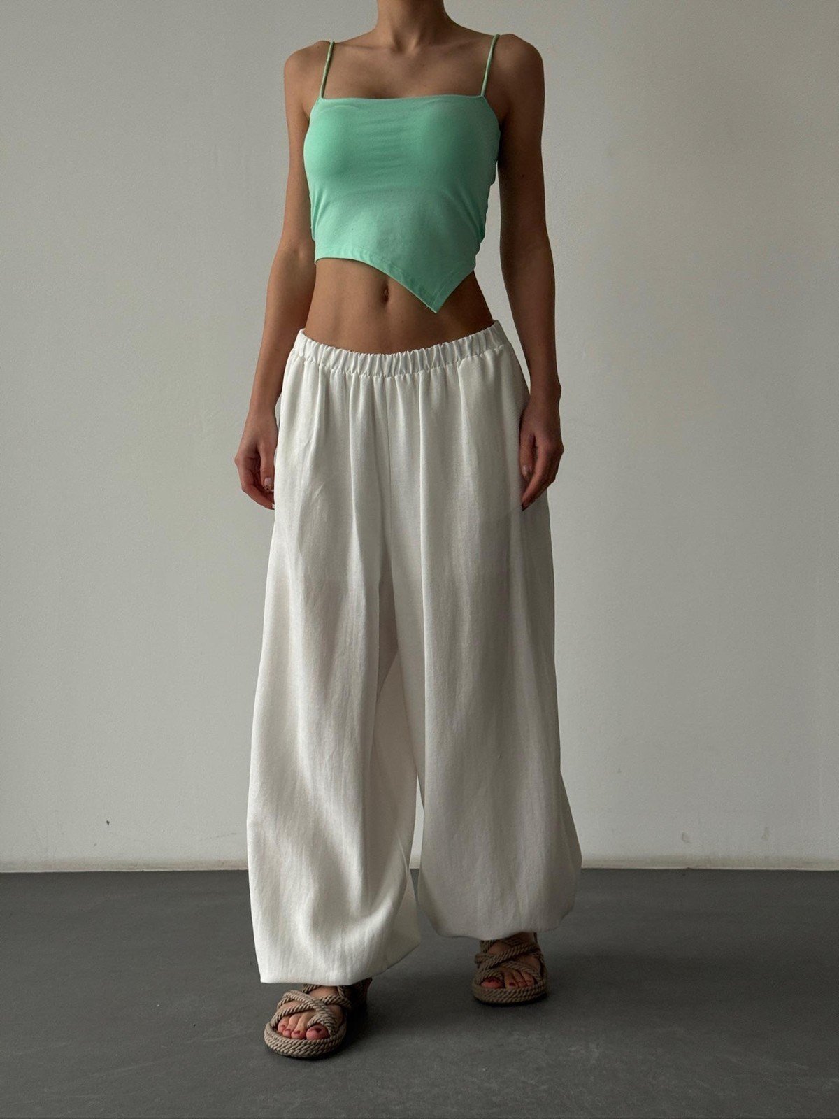 Yangle Asimetrik Atlet  Mint
