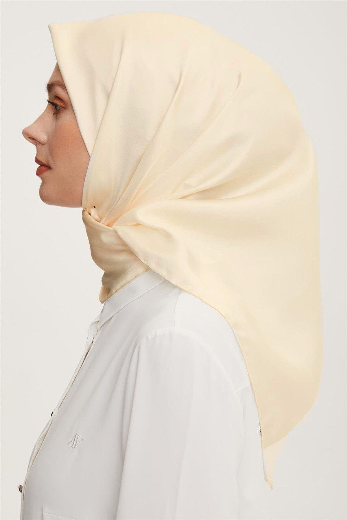 armine-duz-boyali-sezonu-100-sura-ipek-385-4e.jpg