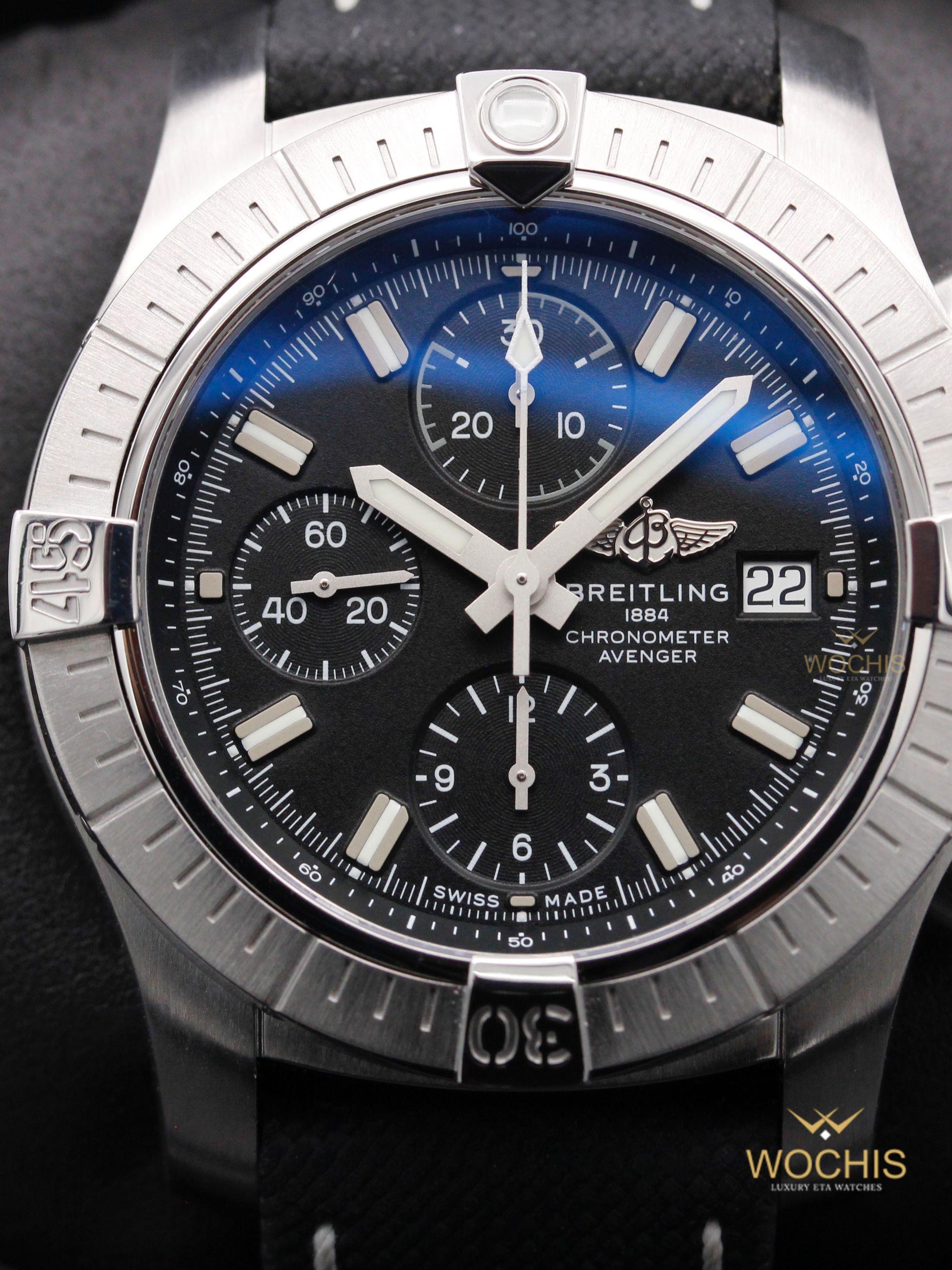 Breitling Avenger Chronograph 43 A13385101B1X2-9233 (Stainless Steel - 43 - Black)