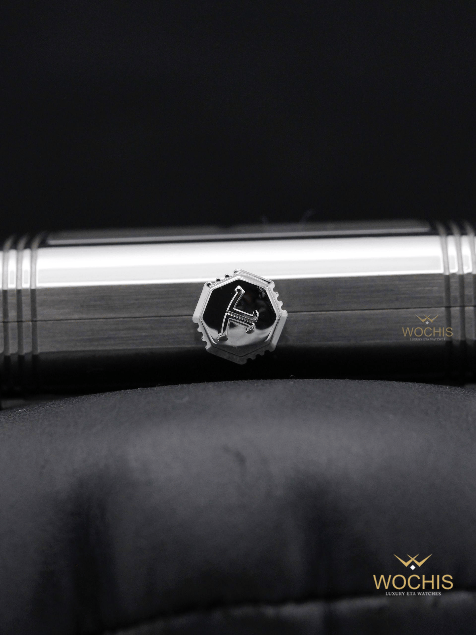 Jaeger Le Coultre Reverso Squadra Home Time 230.8.77-6017 (Stainless Steel - 41 - White)