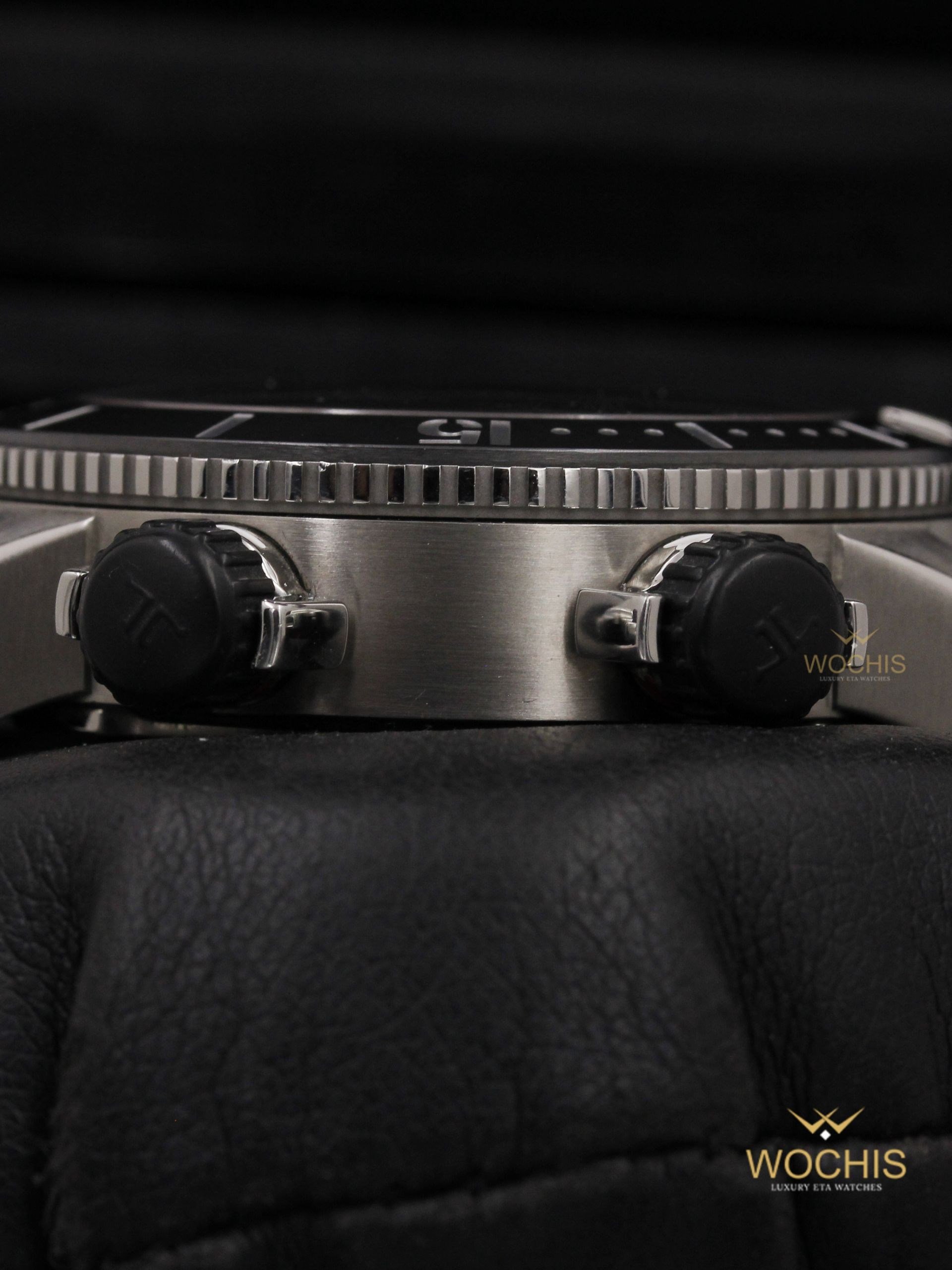 Jaeger Lecoultre Master Compressor Navy Seals Alarm Q183t670-3962 (Titanium - 44 - Carbon Fiber)