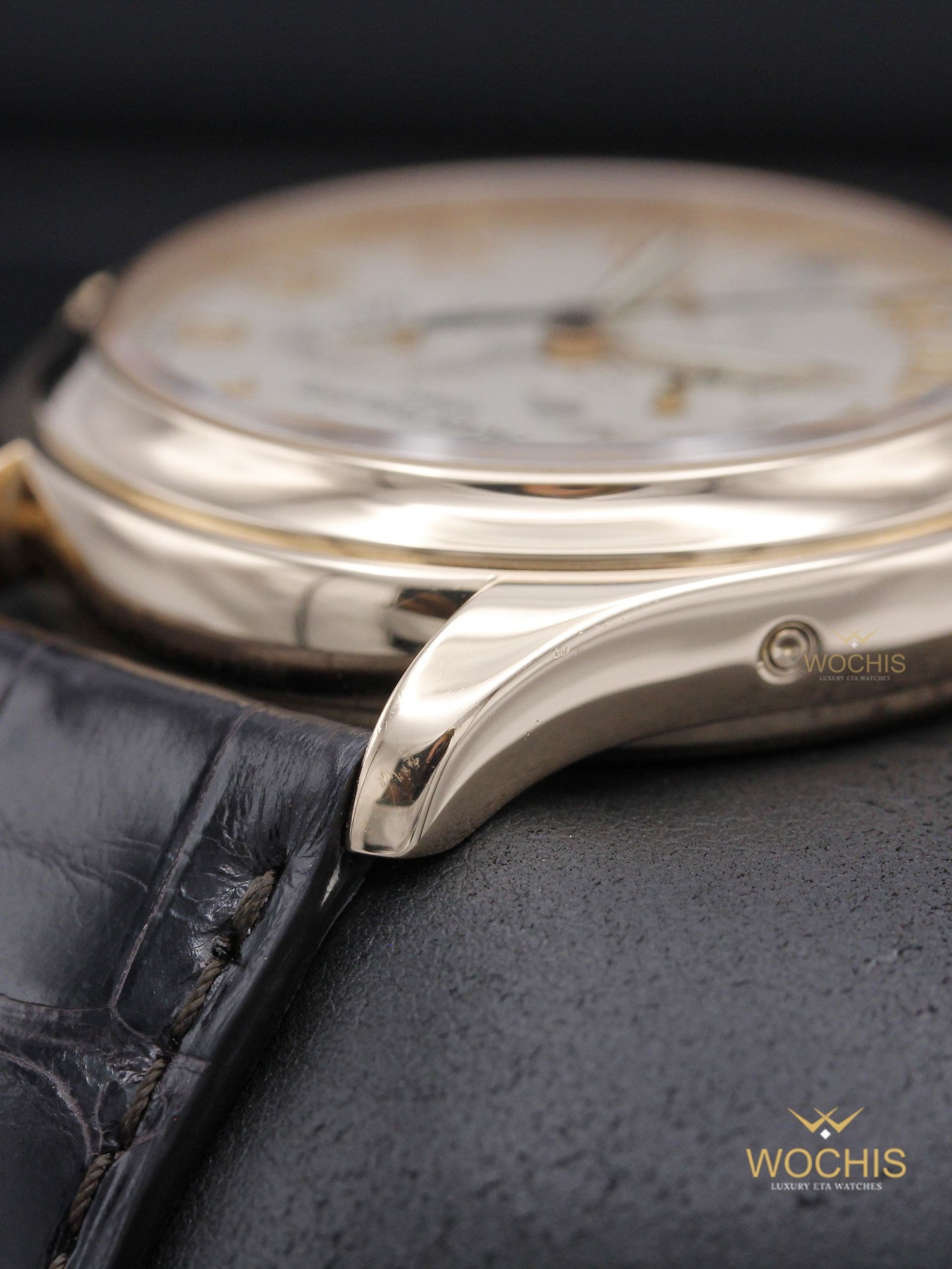 Patek Philippe Annual Calendar 5035R-7713 (Rose Gold - 37 - White)