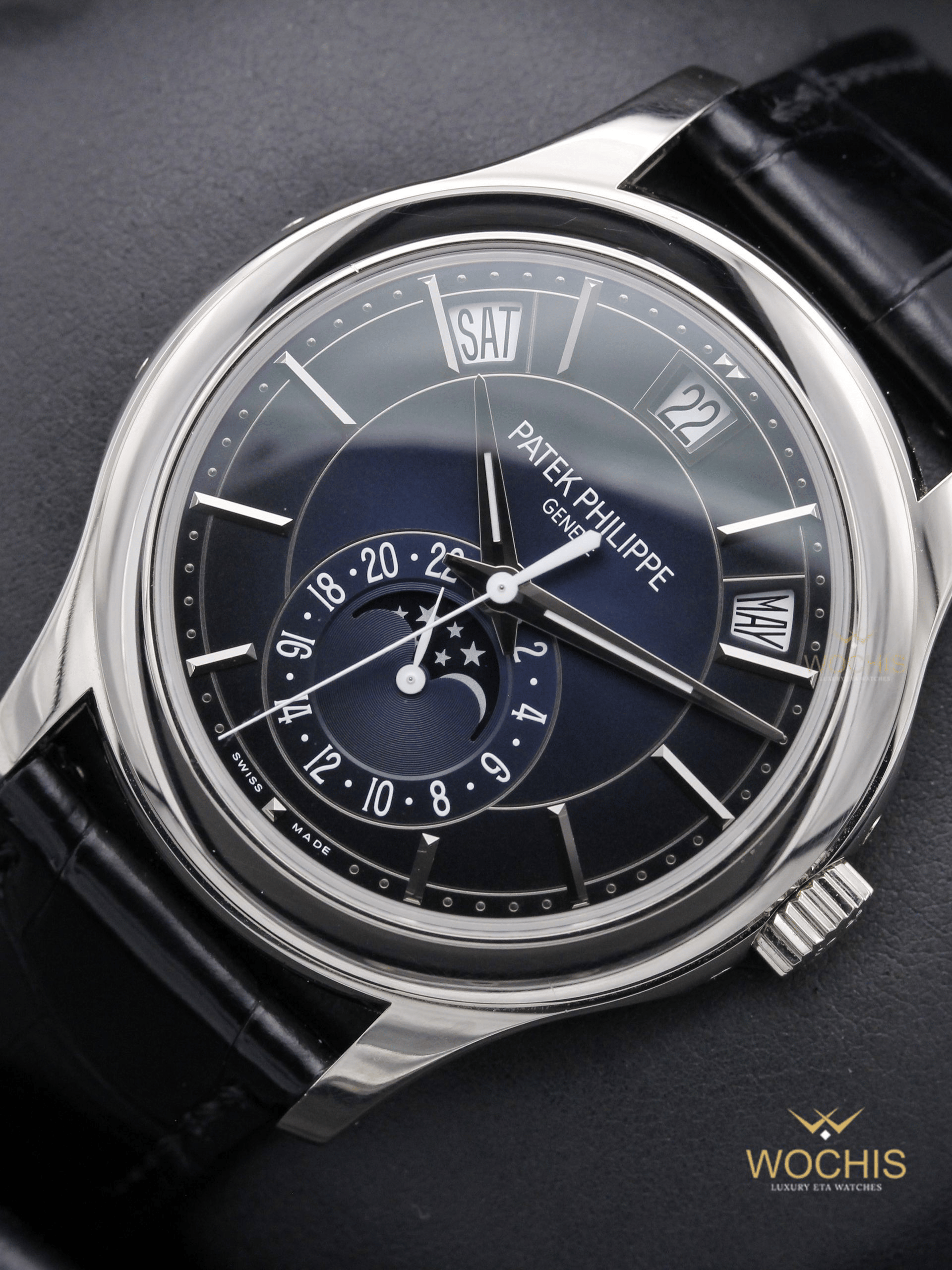 Patek Philippe Annual Calendar - Moon Phase 5205g-013-5023 (White Gold-40-Blue)