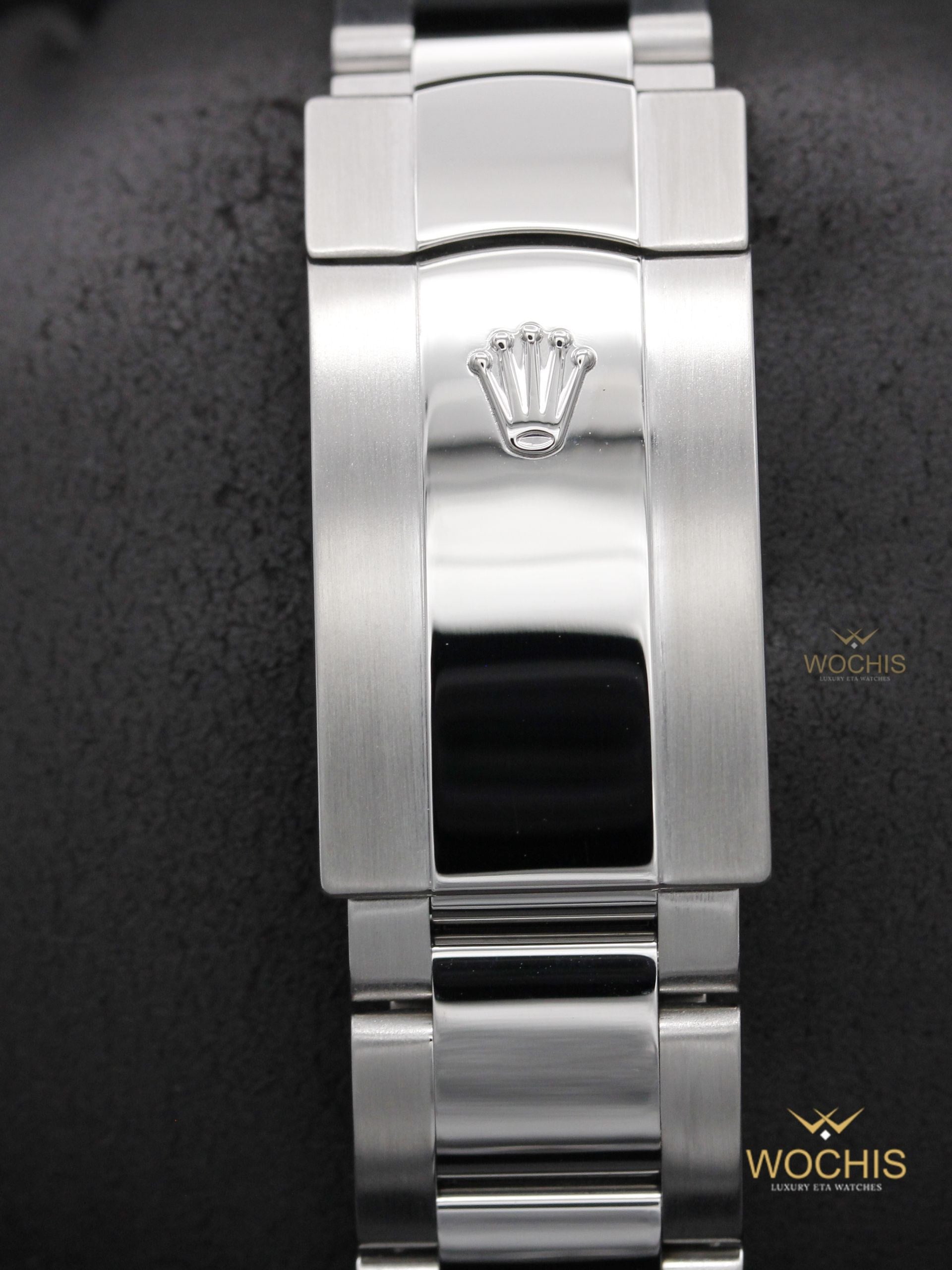 Rolex Datejust 41 126300-8847 (Stainless Steel - 41 - Black Index)