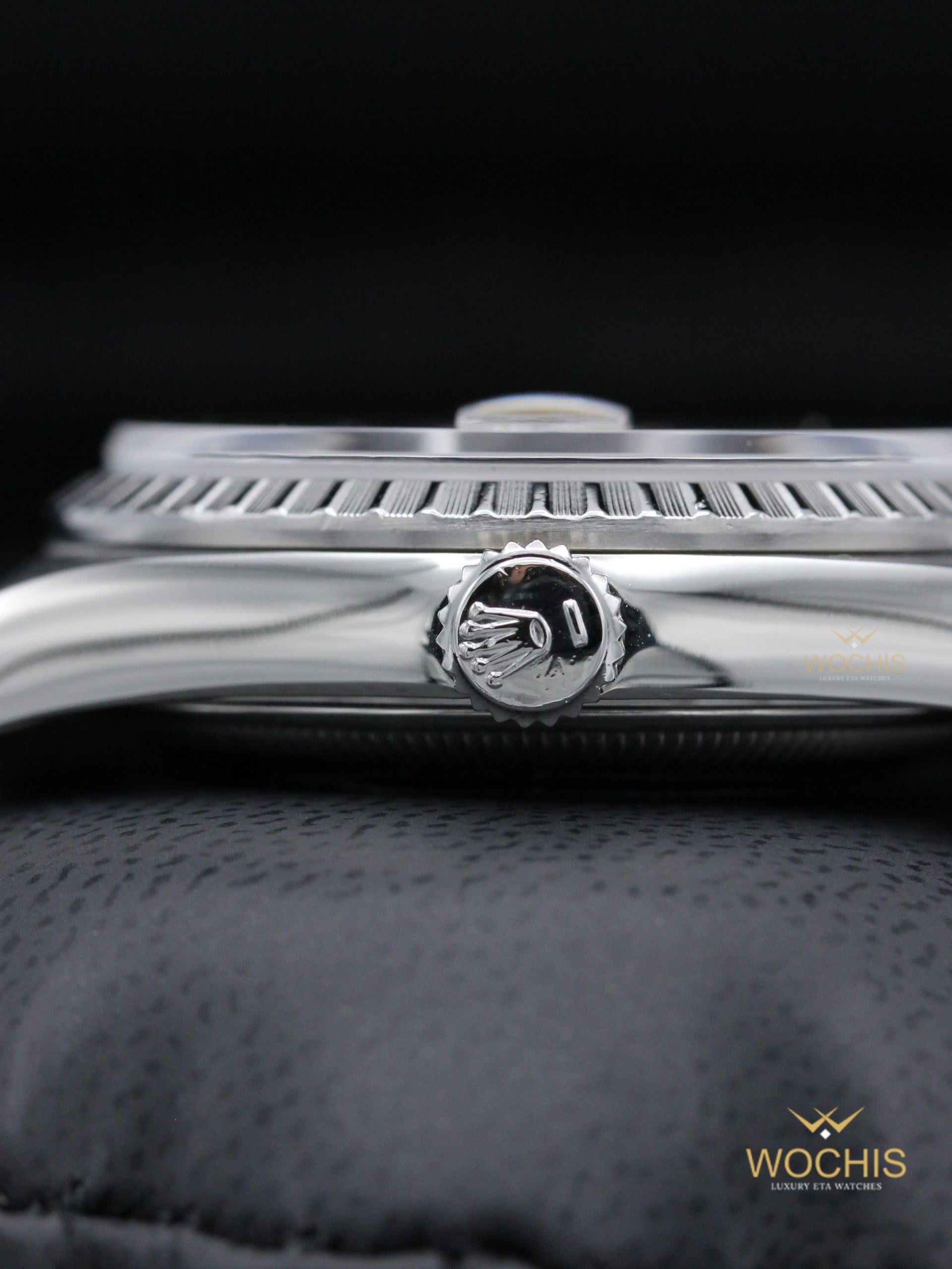 Rolex Datejust w. Engine Turned Bezel 16220-8353 (Stainless Steel - 36 - Silver Index)