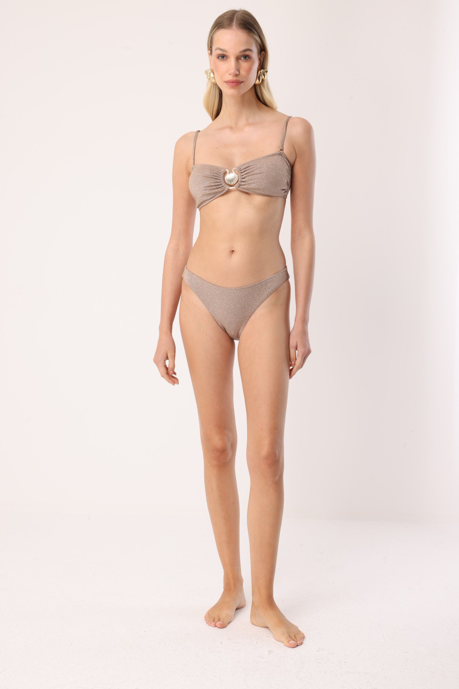 Simli Dokulu Metal İstiridye Aksesuarlı Büzgü Detaylı Vizon Kadın Bikini Takımı - Lunaria