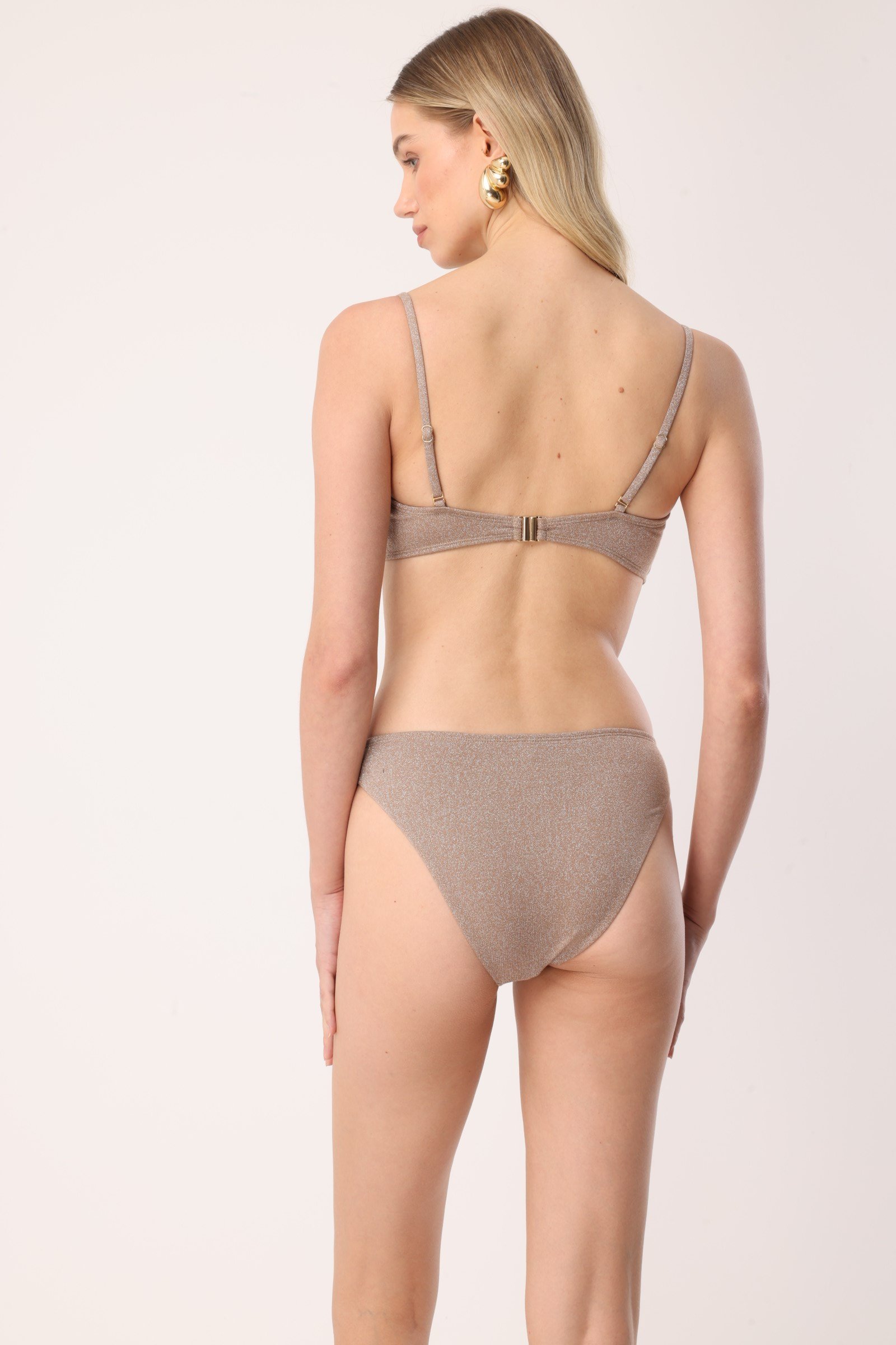 Simli Dokulu Metal İstiridye Aksesuarlı Büzgü Detaylı Vizon Kadın Bikini Takımı - Lunaria