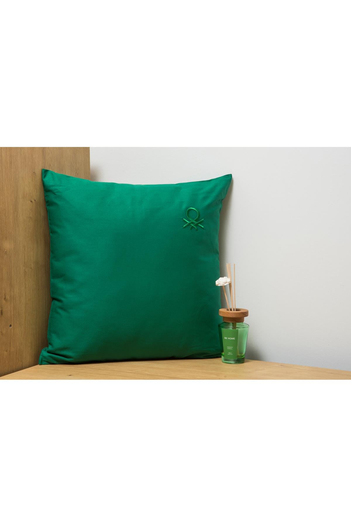 BENETTON %100 PAMUK DÜZ KIRLENT 45*45 CM (DOLU) YEŞİL