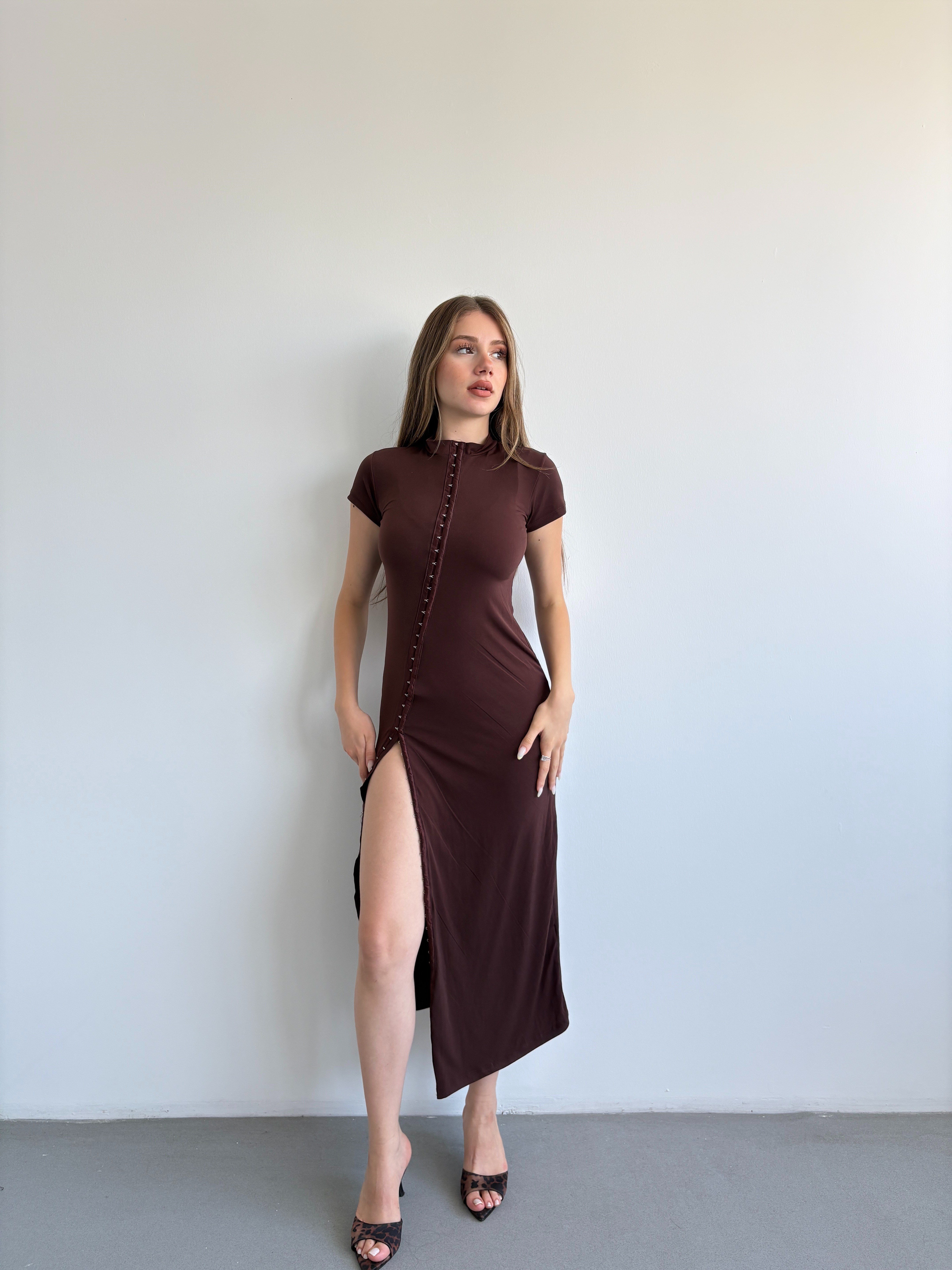 Agraflı Sandy Elbise