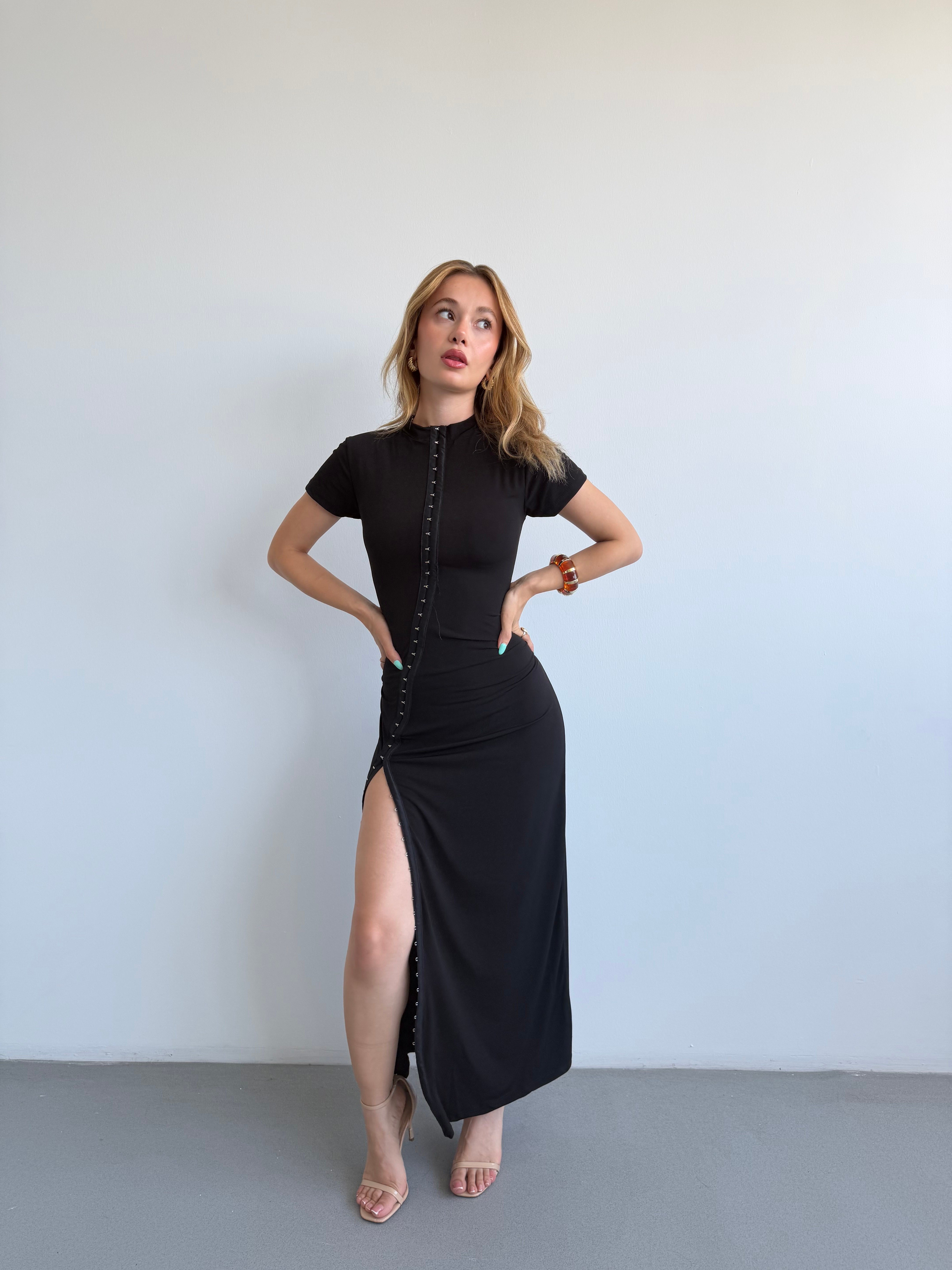 Agraflı Sandy Elbise