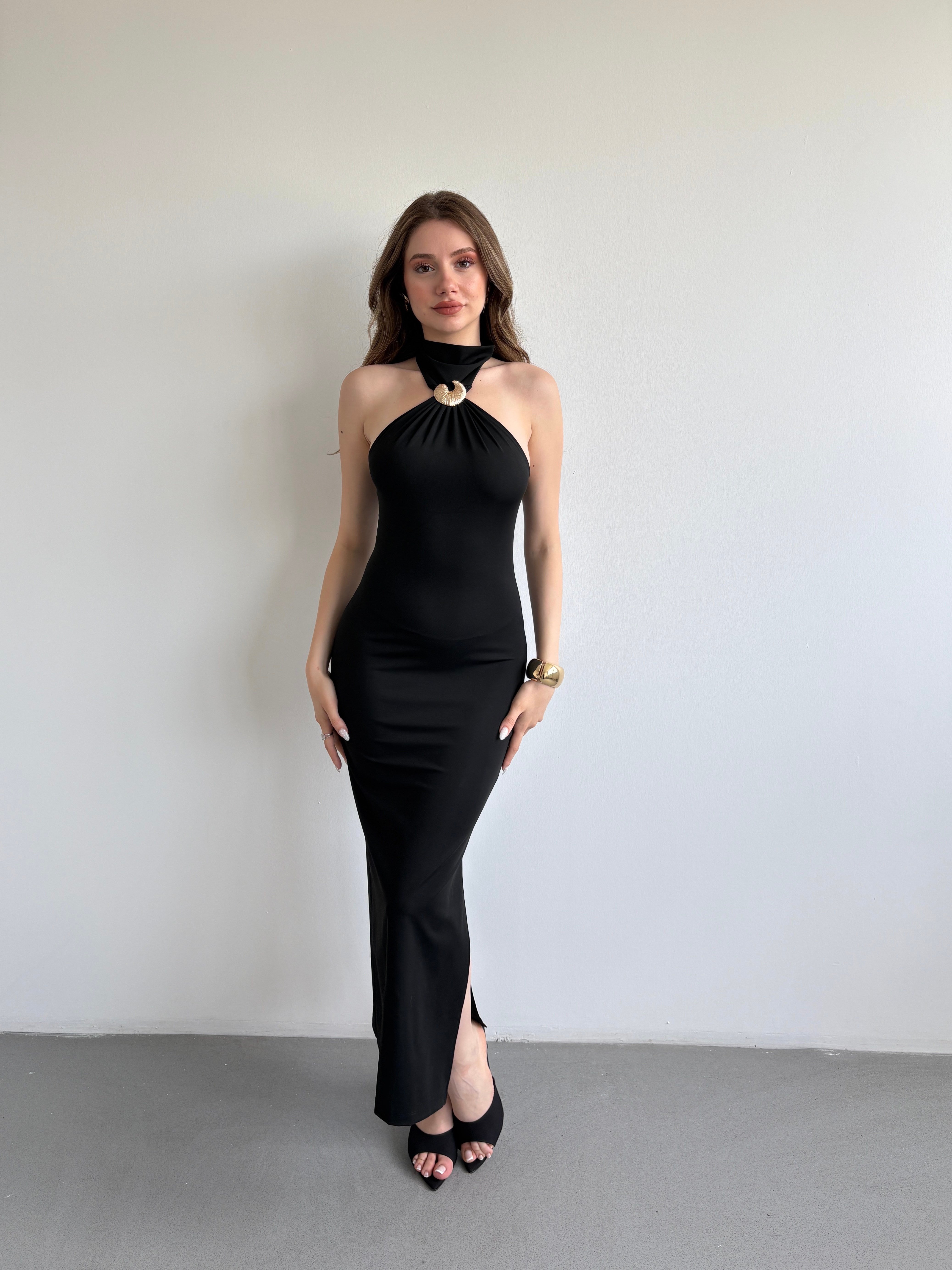 Aksesuarlı Halter Elbise