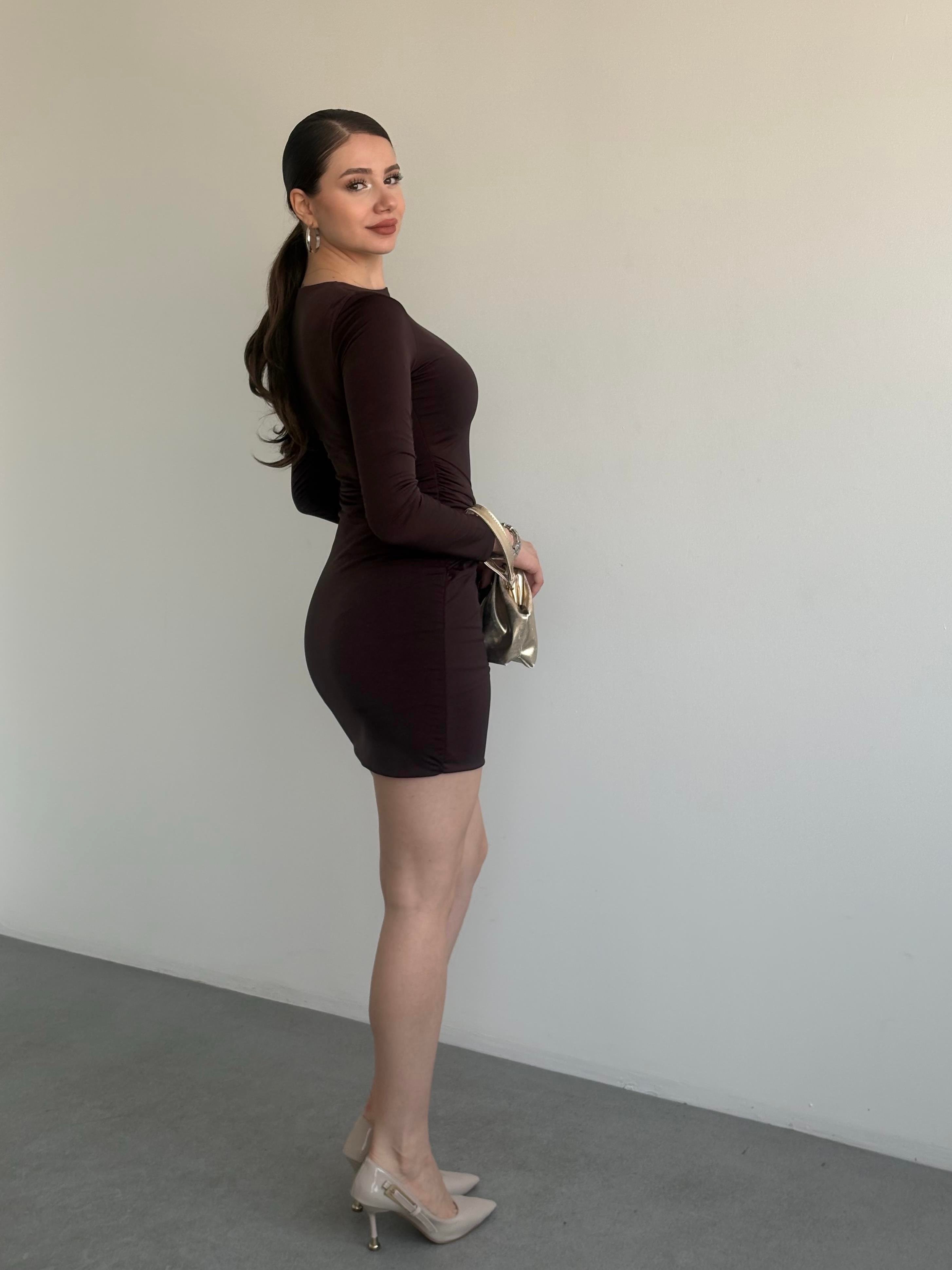 Aksesuarlı Mini Elbise