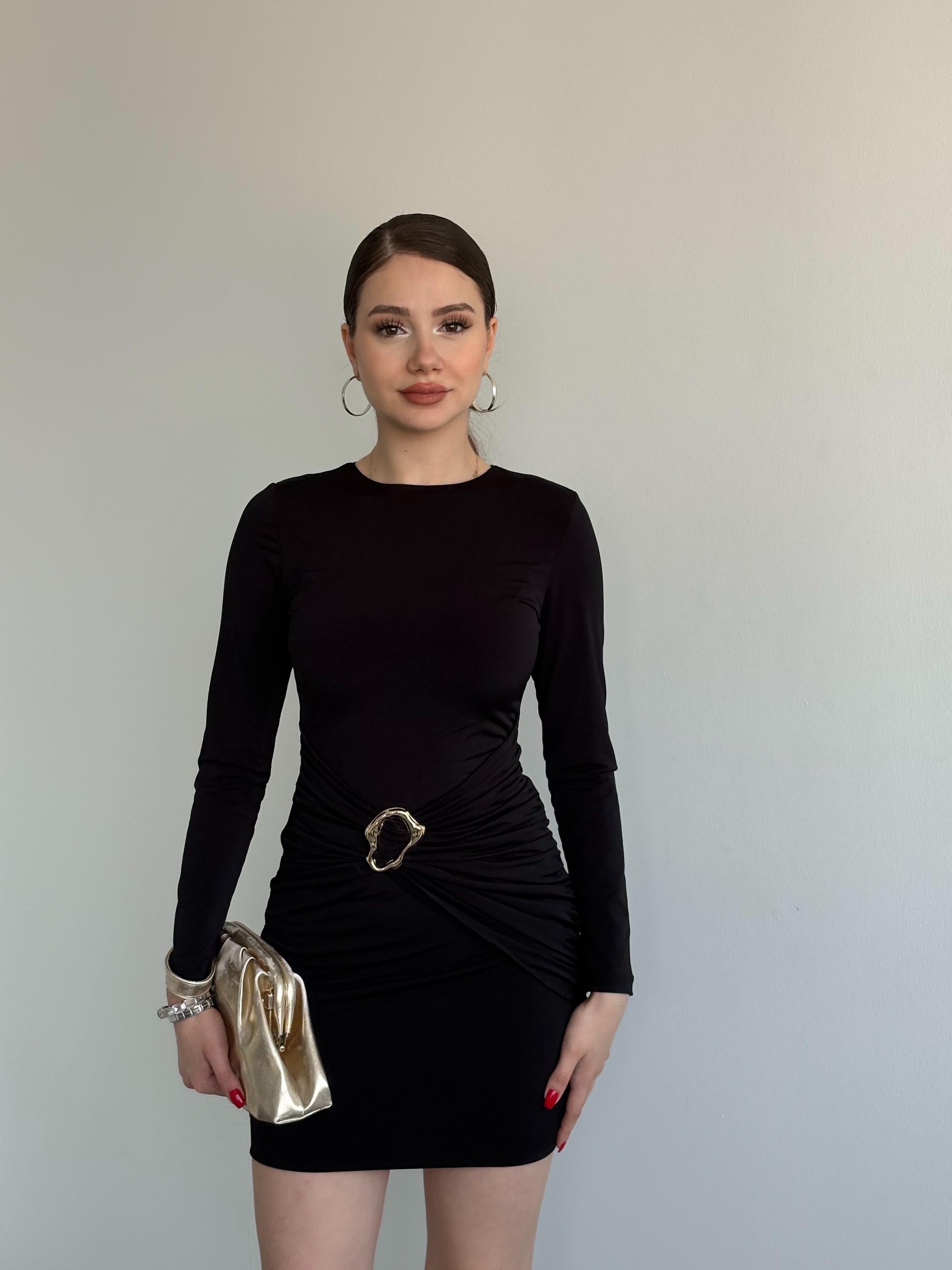 Aksesuarlı Mini Elbise