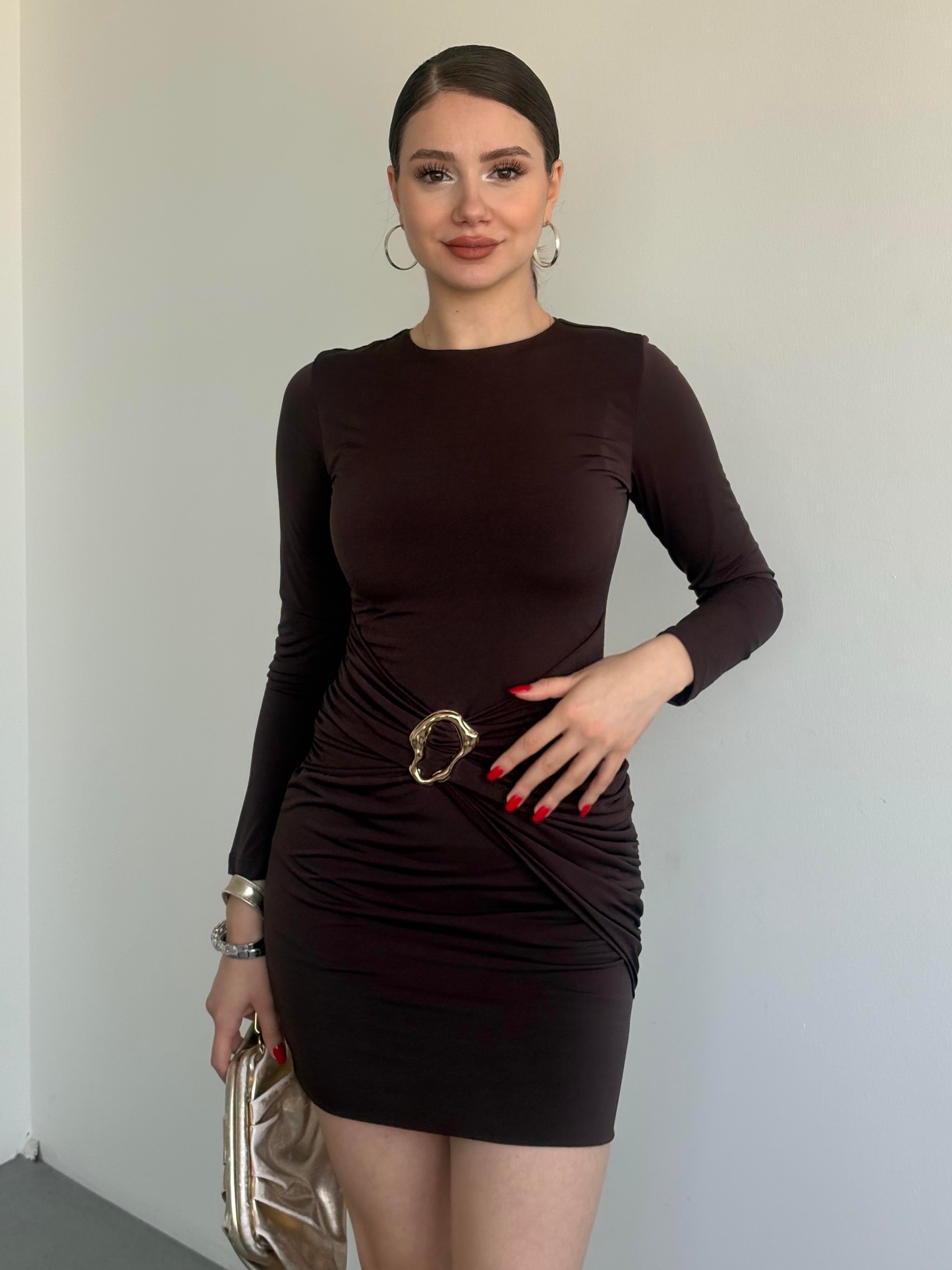 Aksesuarlı Mini Elbise