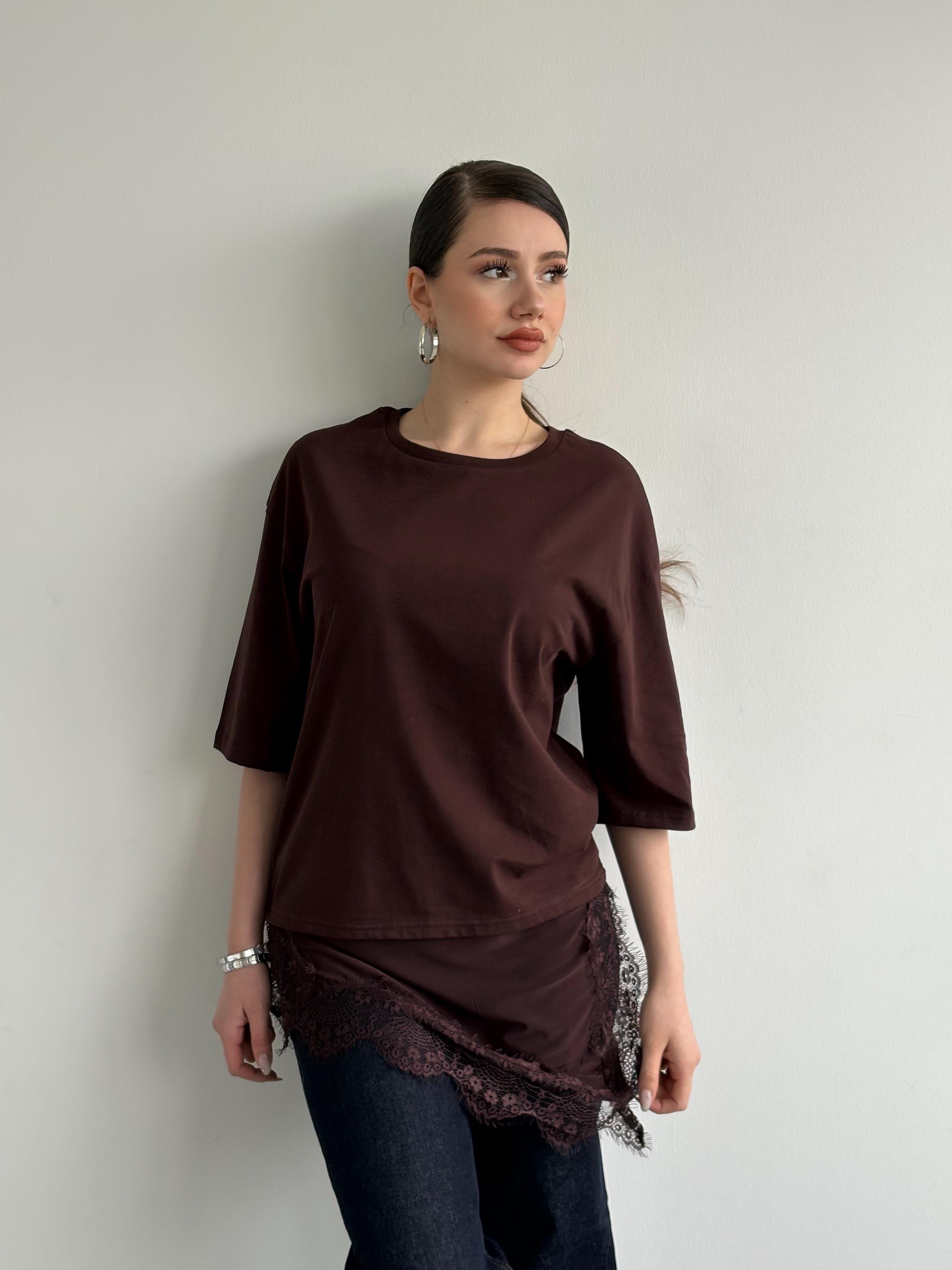 Bel Dantel Asimetrik Tshirt