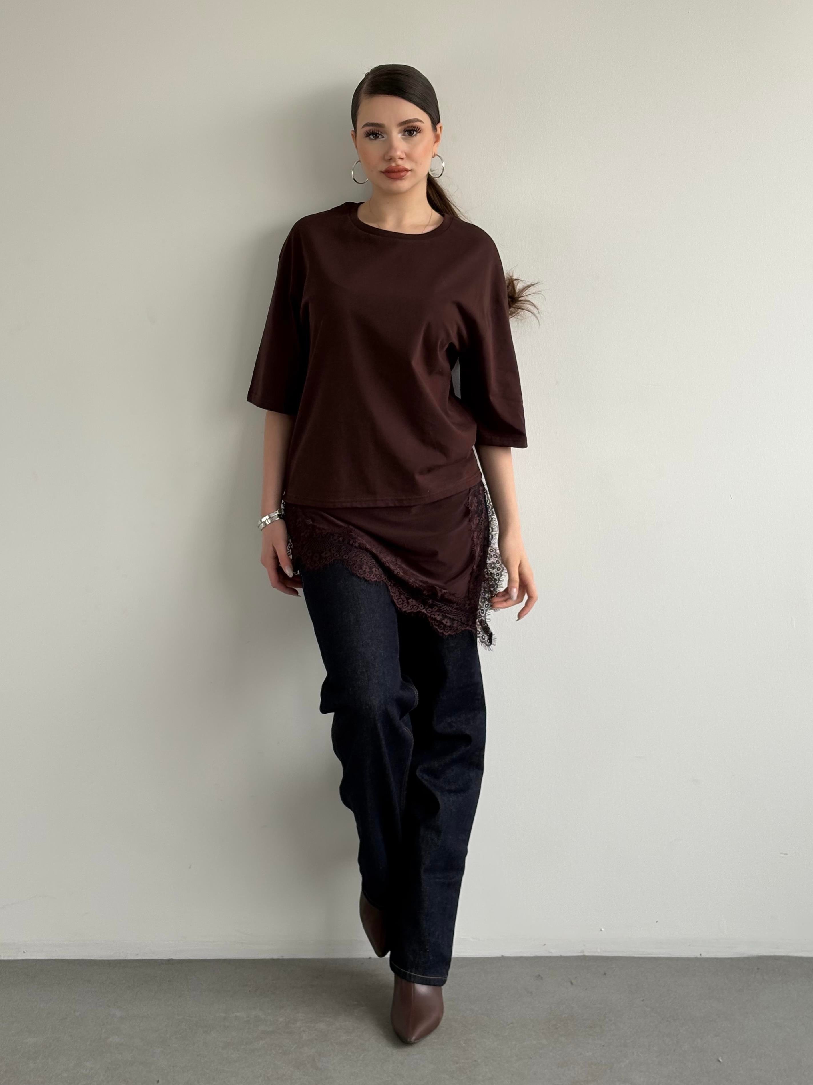 Bel Dantel Asimetrik Tshirt