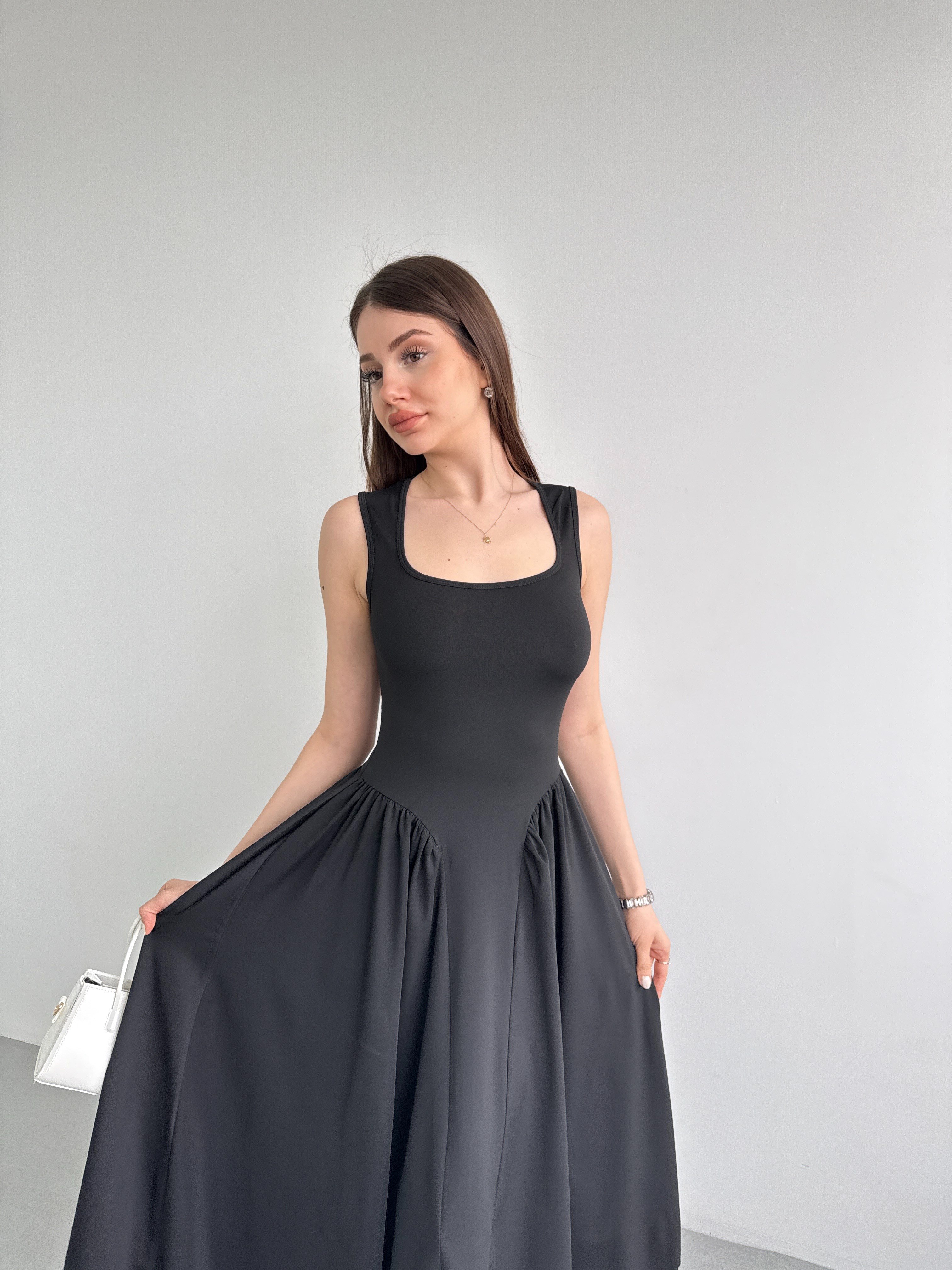 Belden Oturtmalı Likralı Elbise
