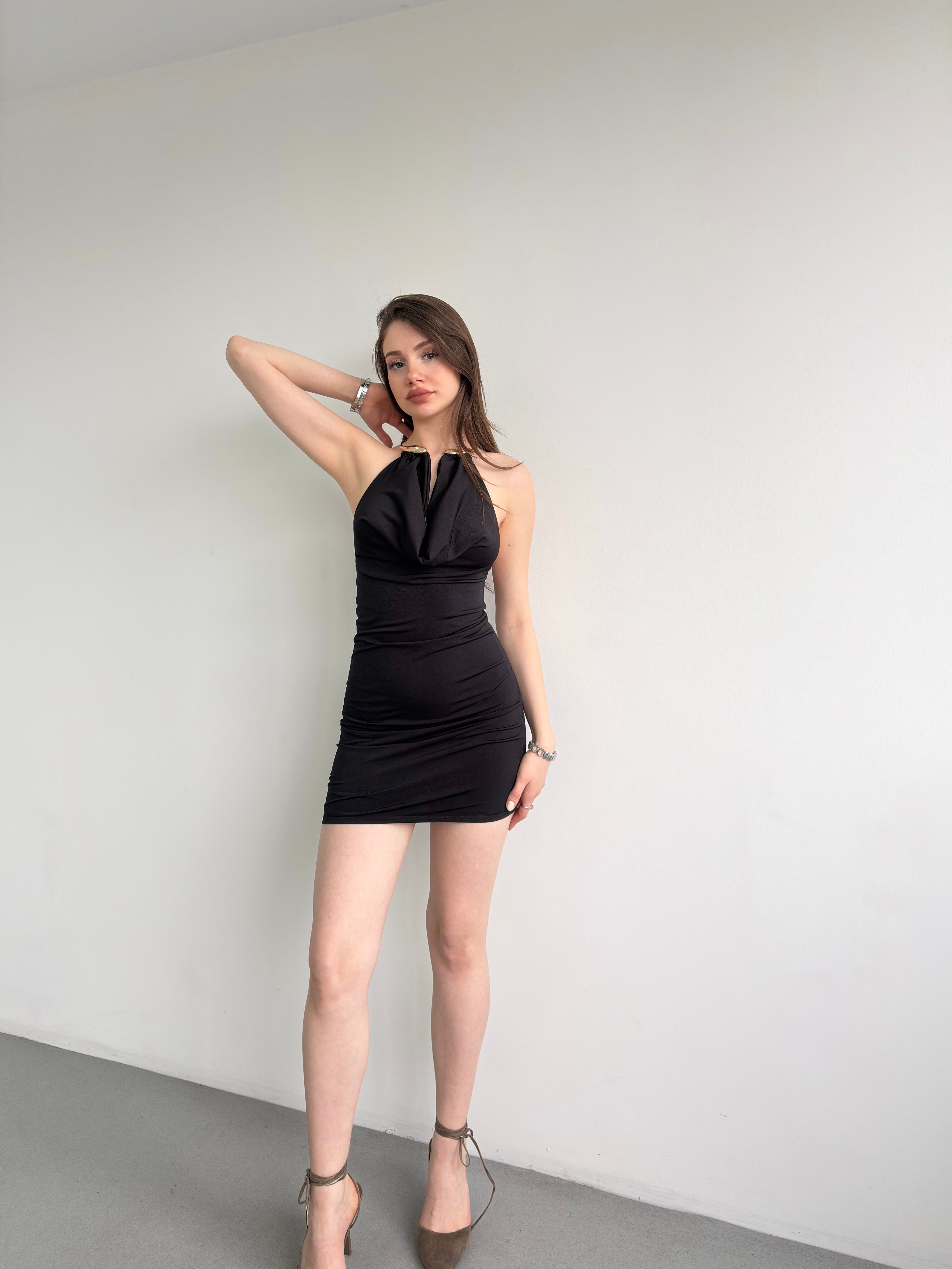 Boyun Detay Mini Elbise