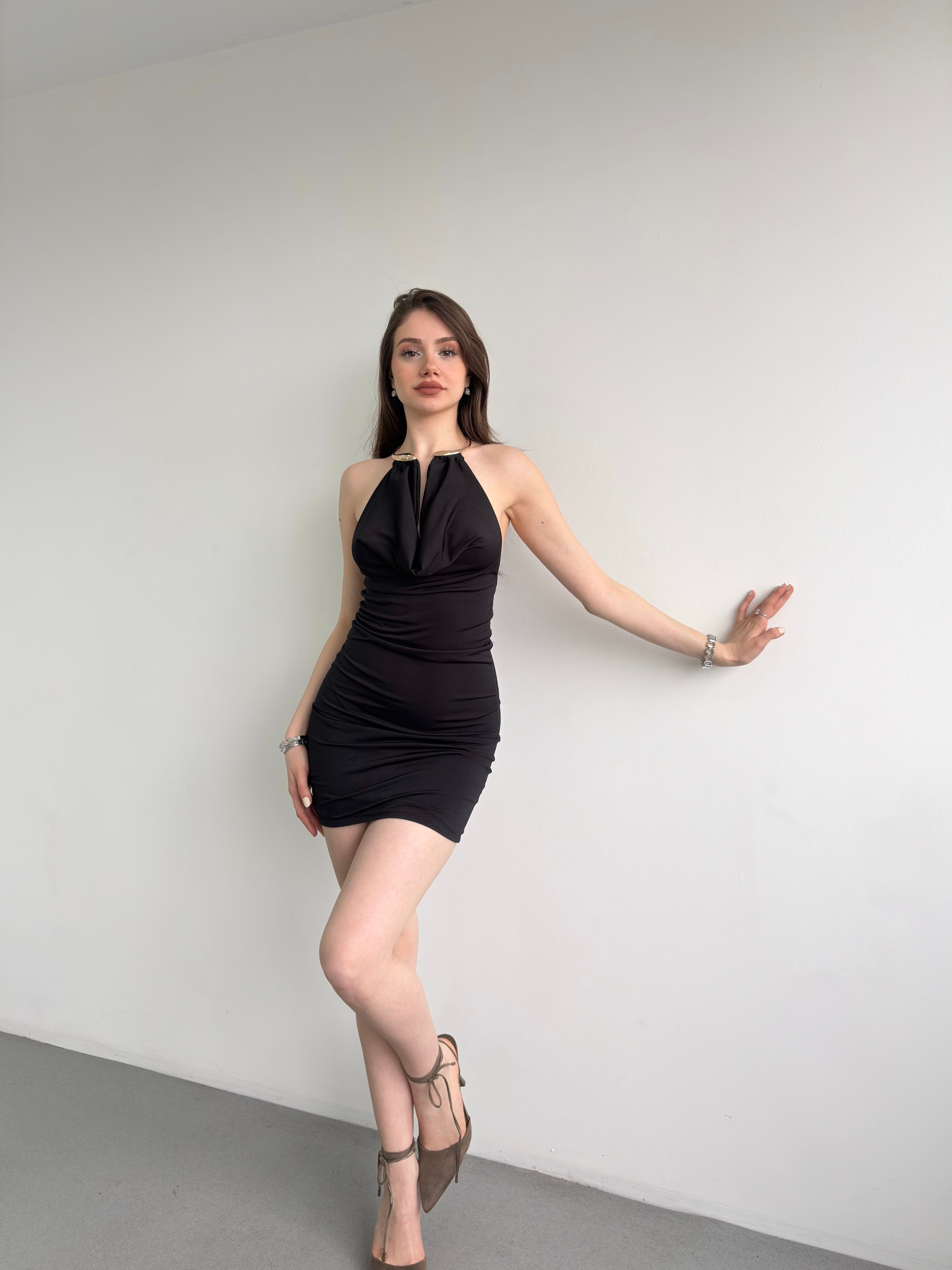 Boyun Detay Mini Elbise