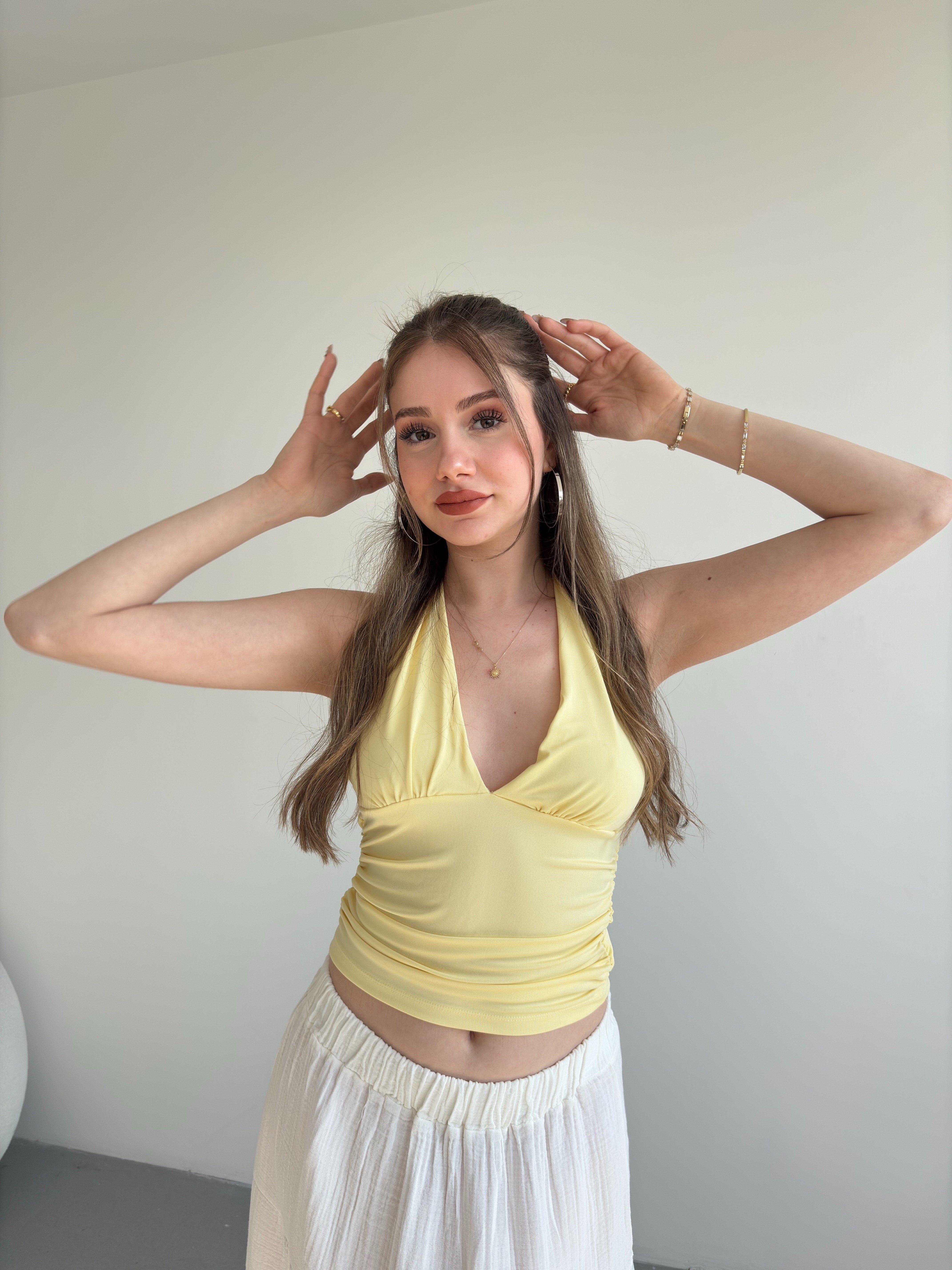 Boyundan Bağlamalı Büzgülü Crop