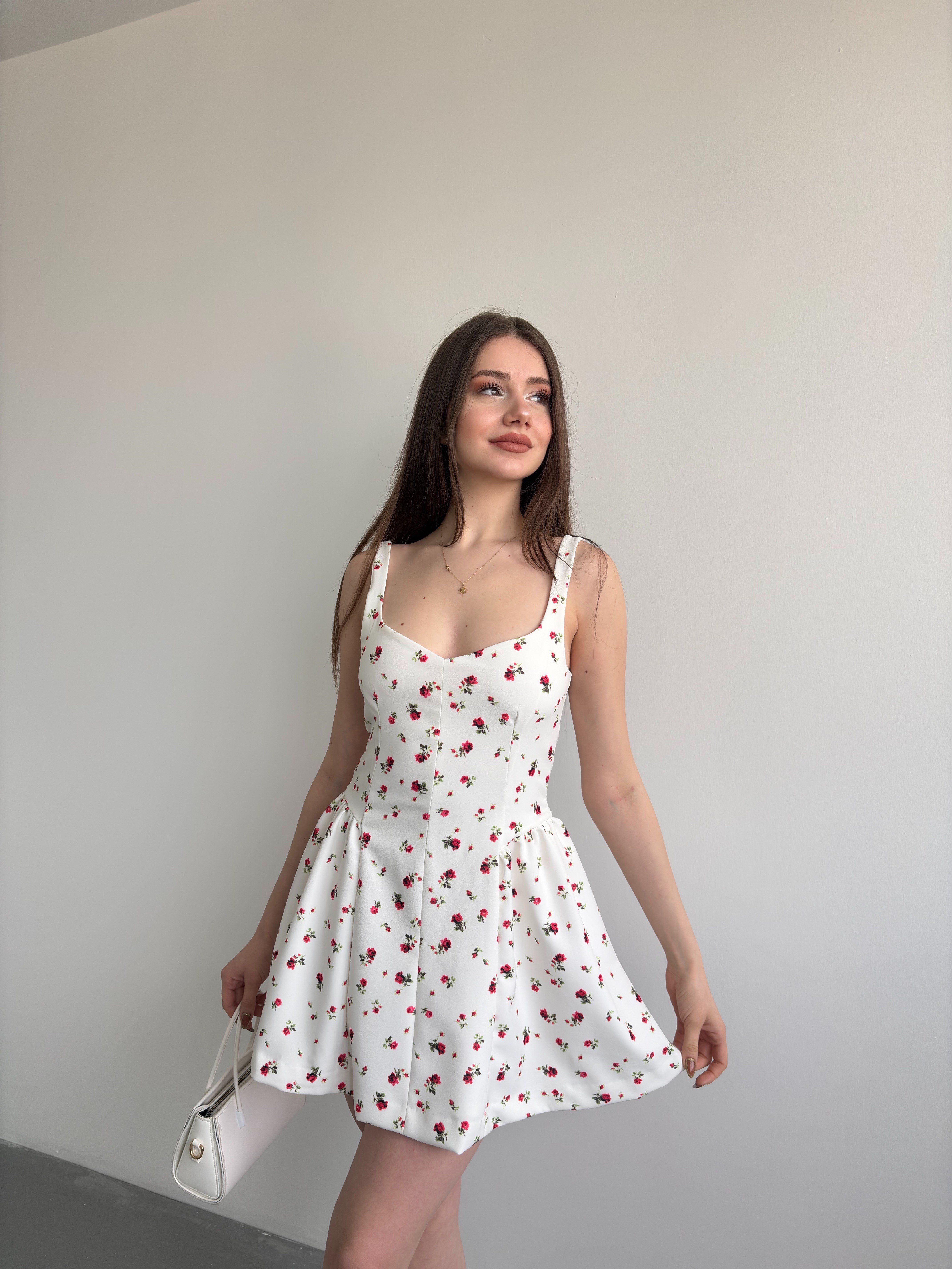 Çicekli Askılı Mini Elbise