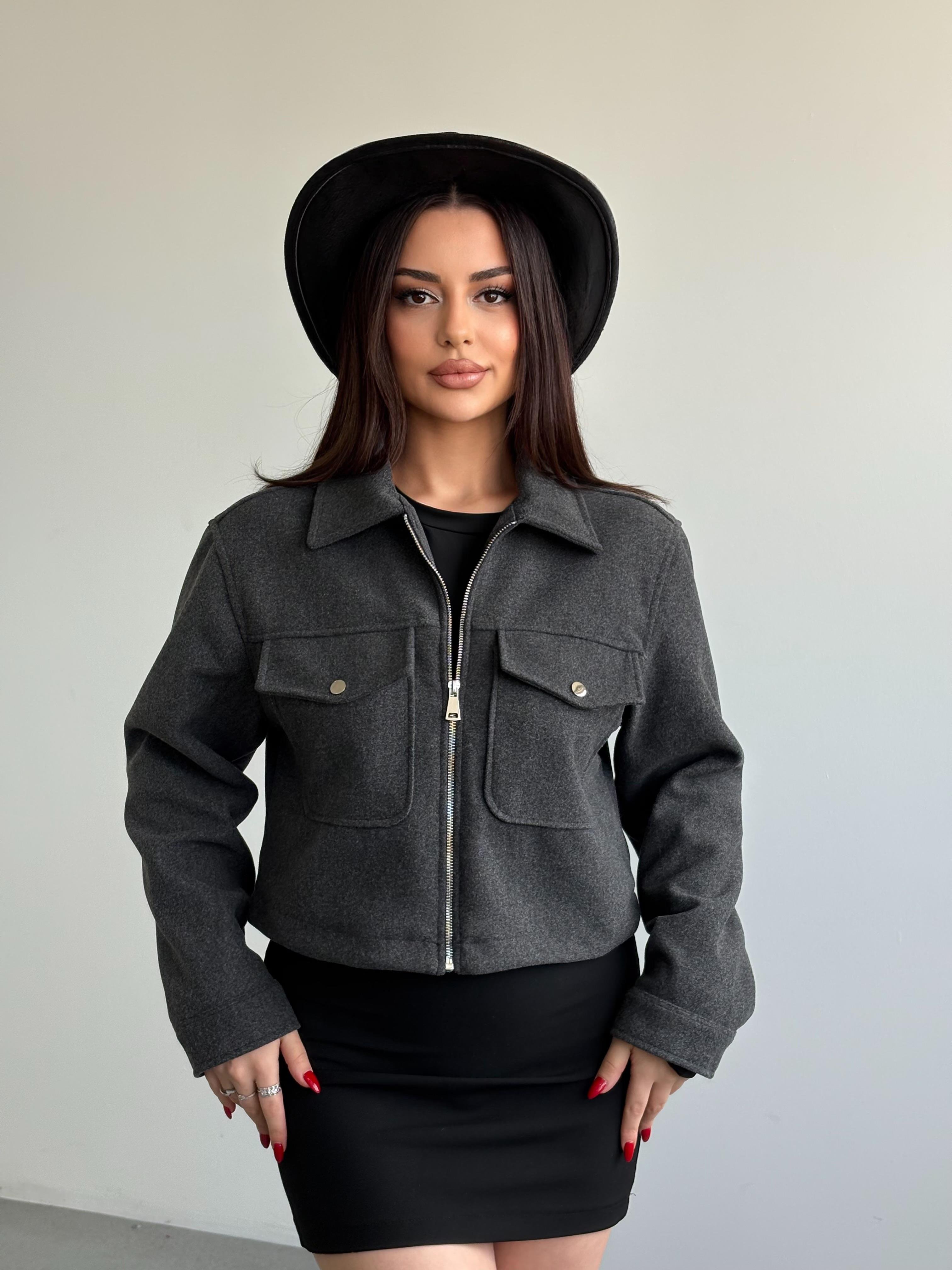 Crop Kesim Cepli Ceket