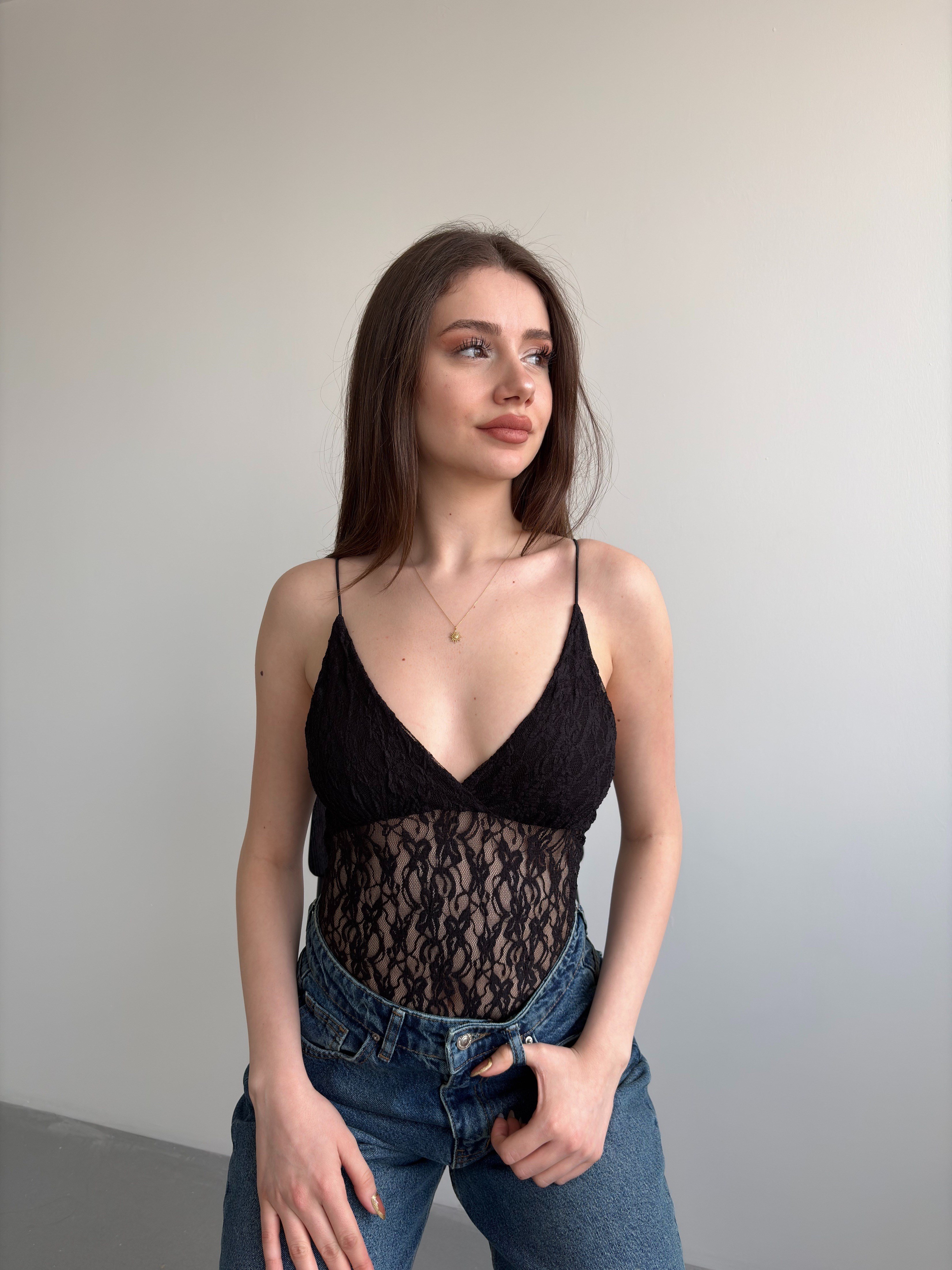Dantel Askılı Bodysuit