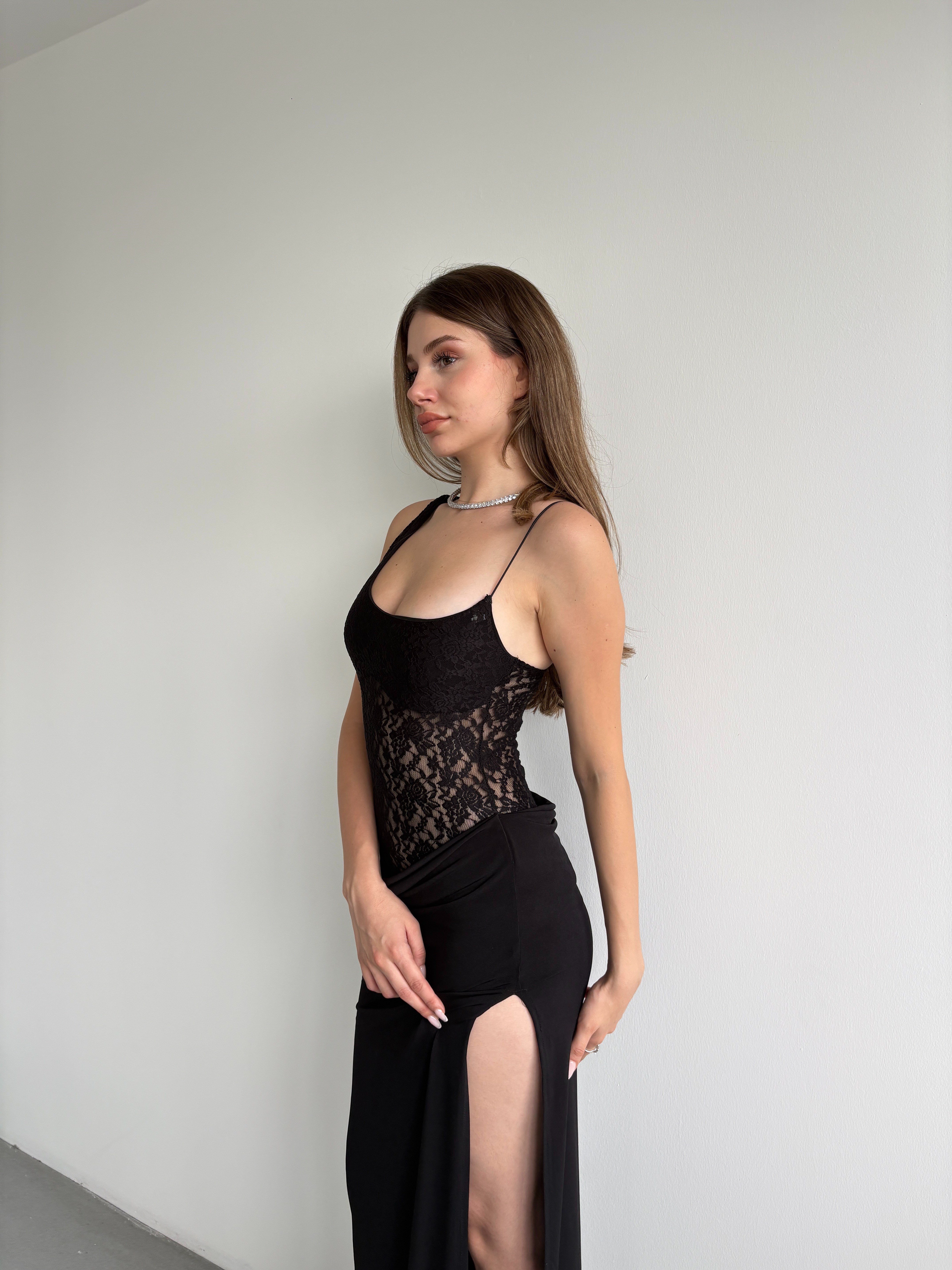 Dantel Bodysuit Detay Elbise