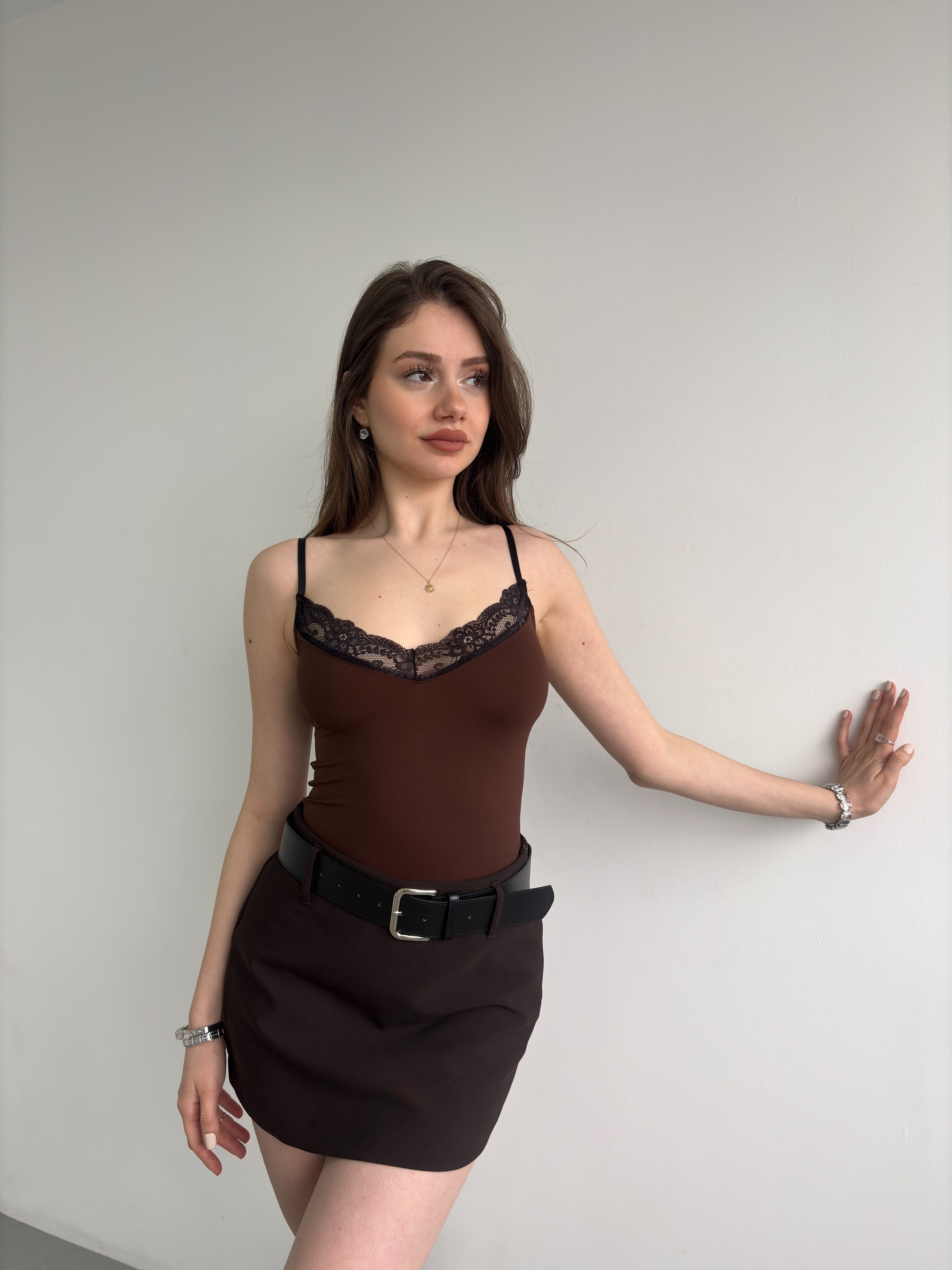 Dantel Detay Askılı Bodysuit