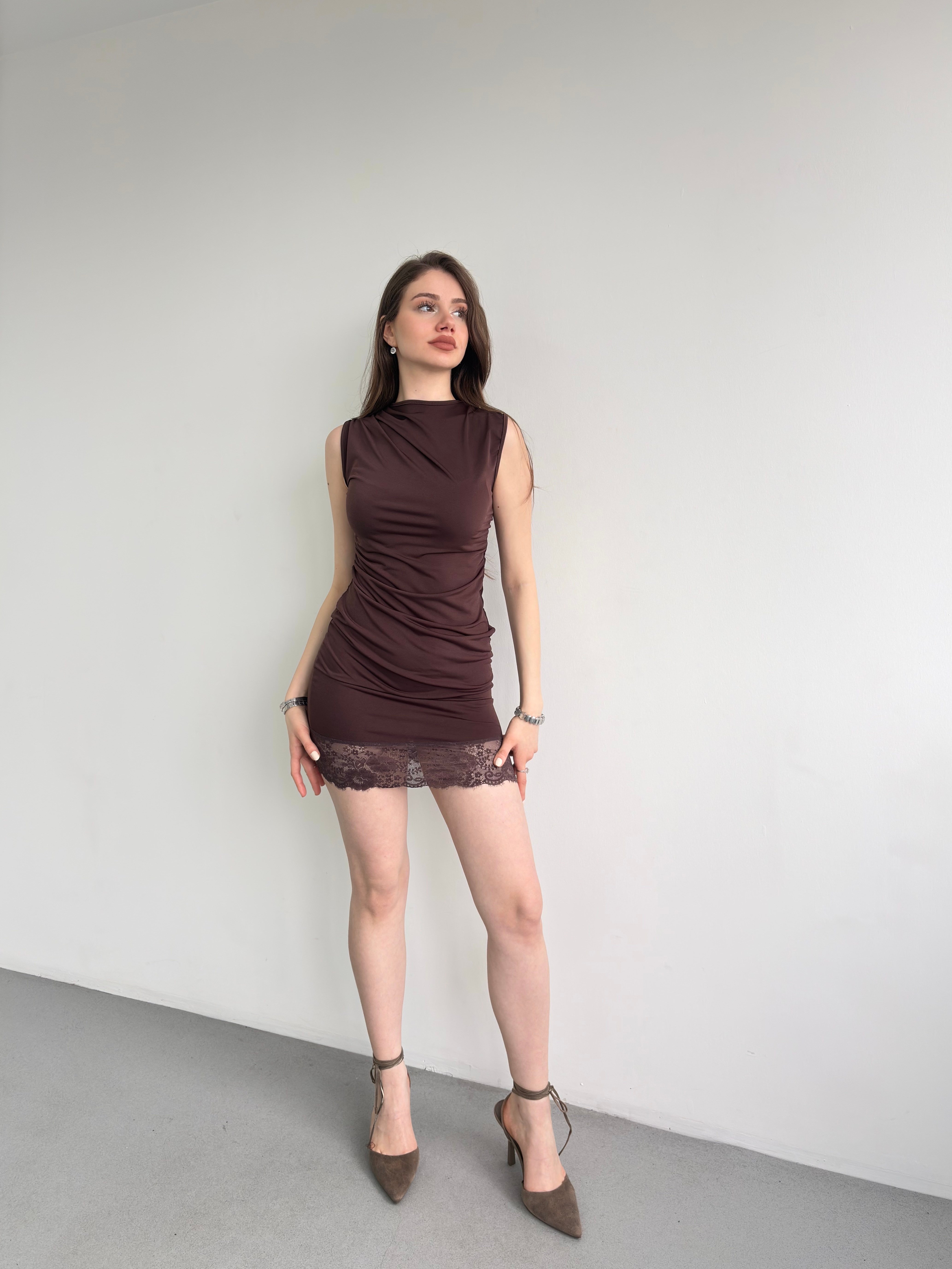 Dantel Detaylı Mini Elbise