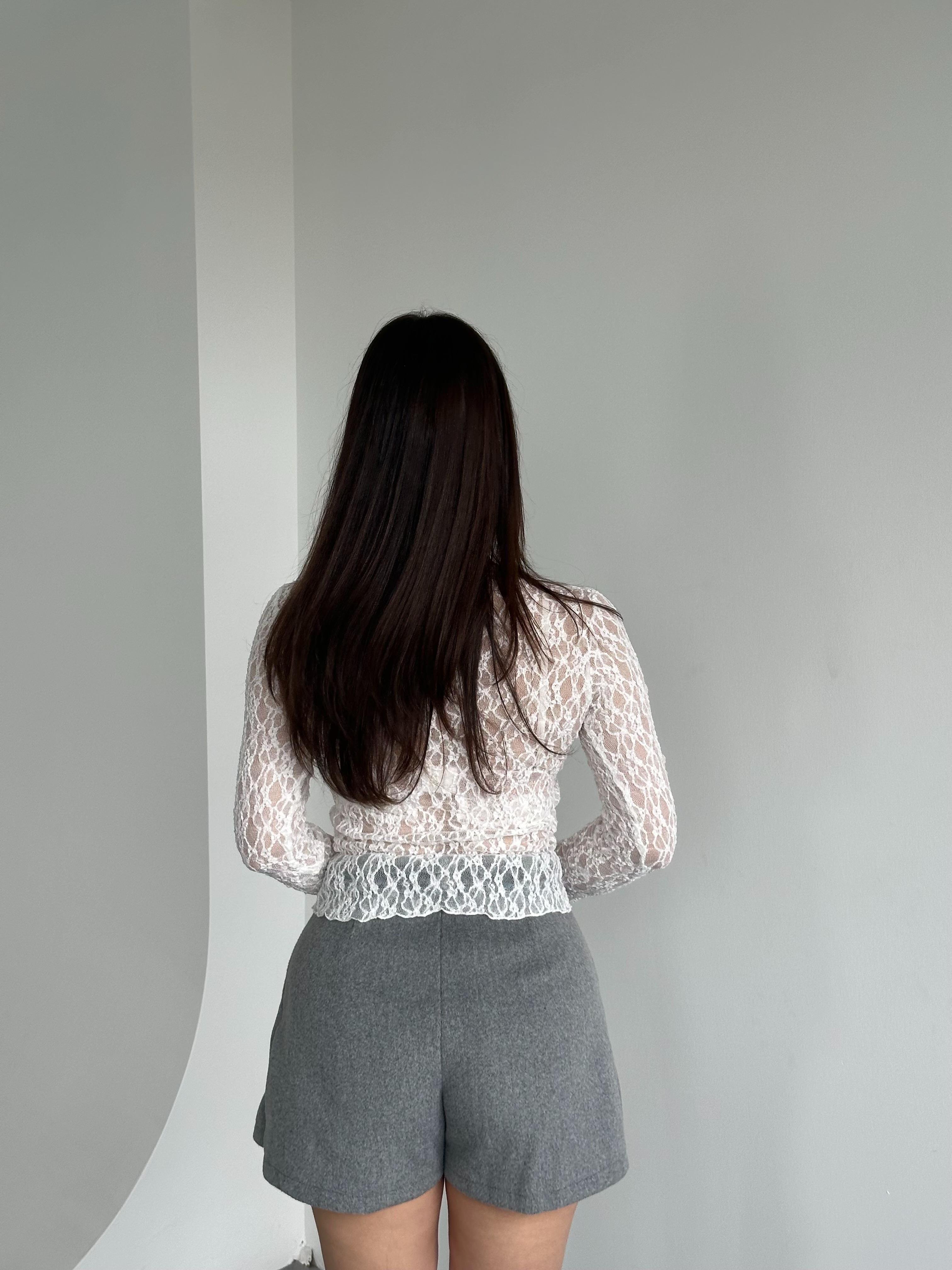 Dantel Düğmeli Bluz